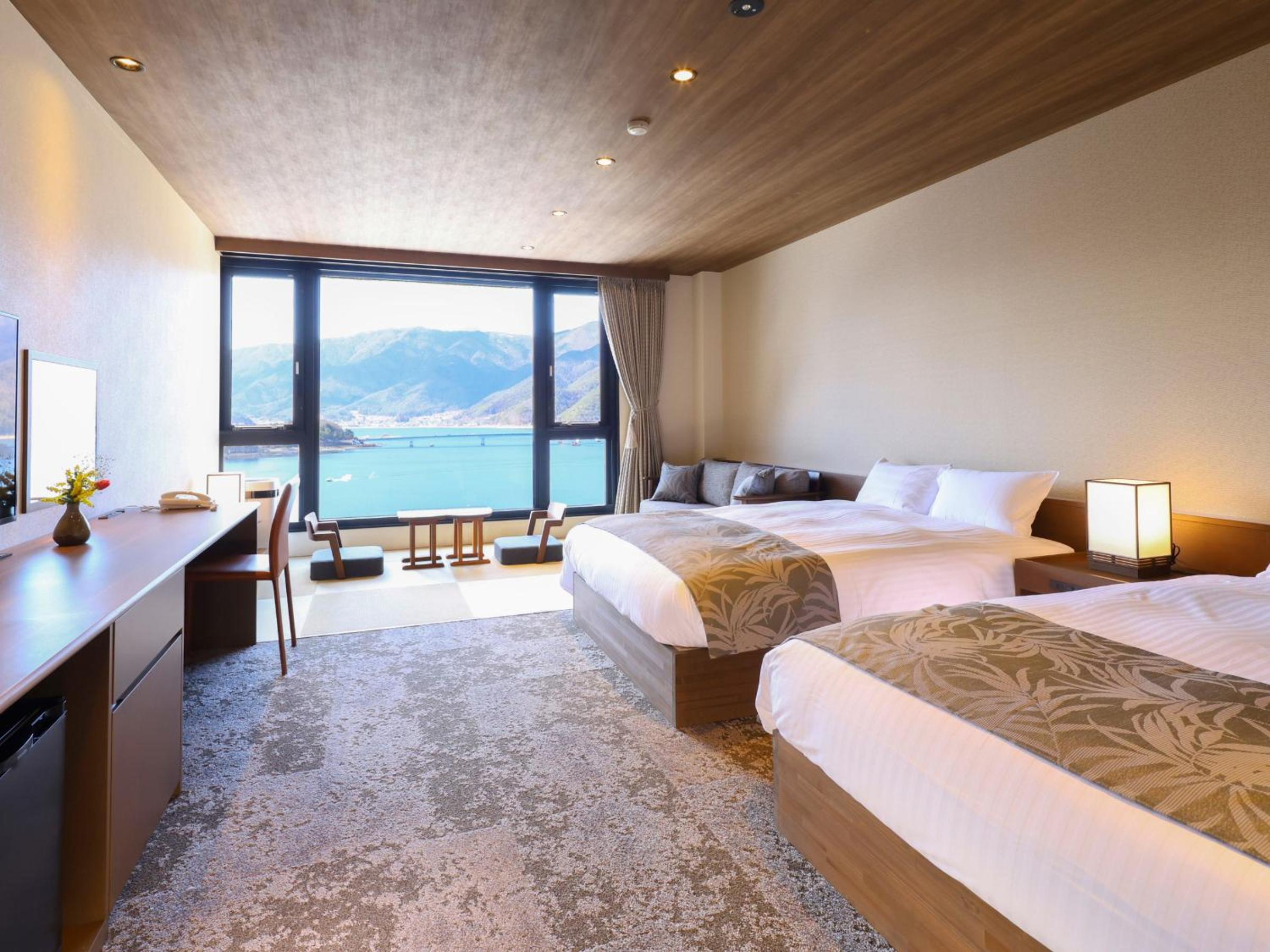 Western Room with Tatami area with Lounge Access (over 13 years old)