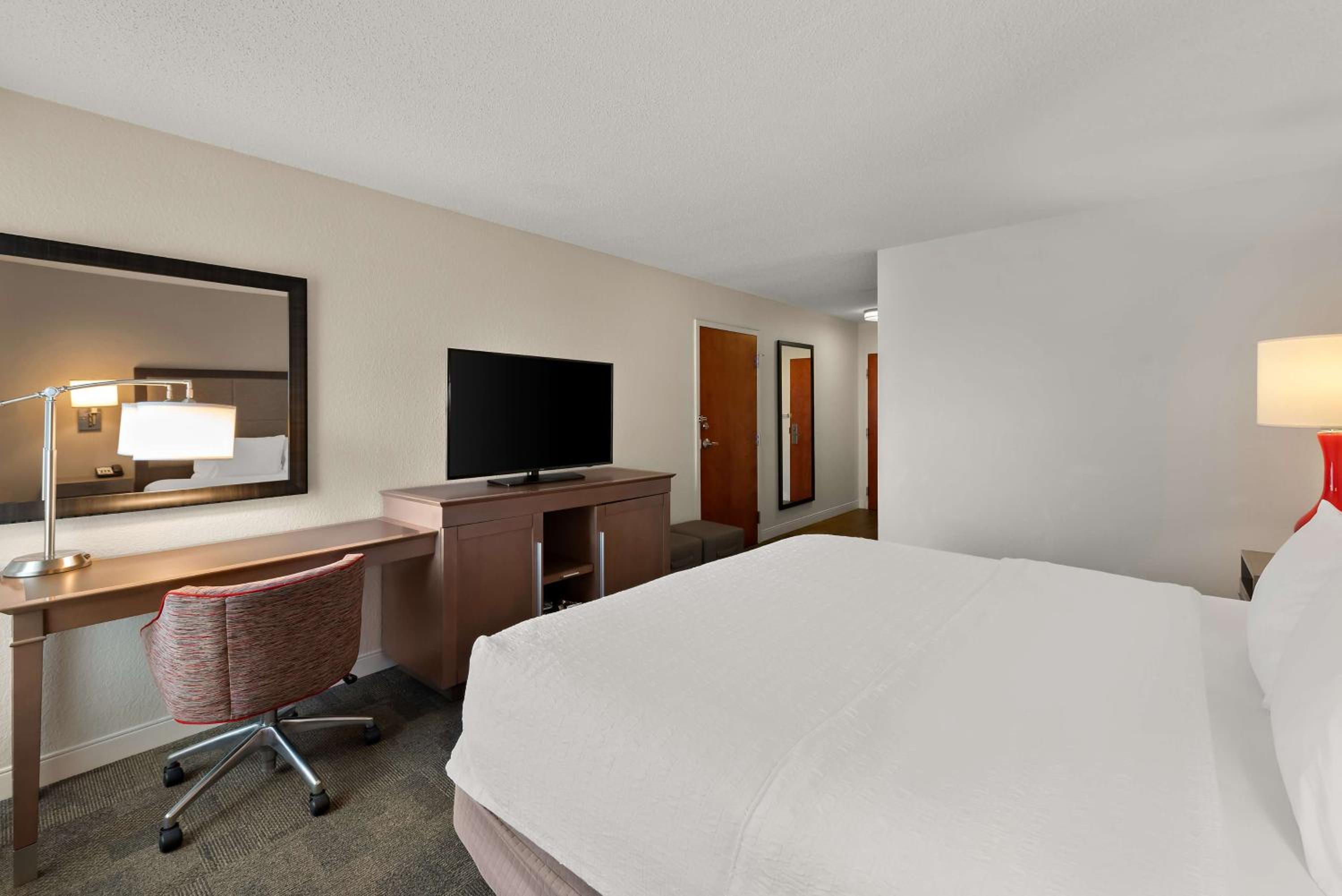 King Room - Mobility Access/Non-Smoking - Photo 5