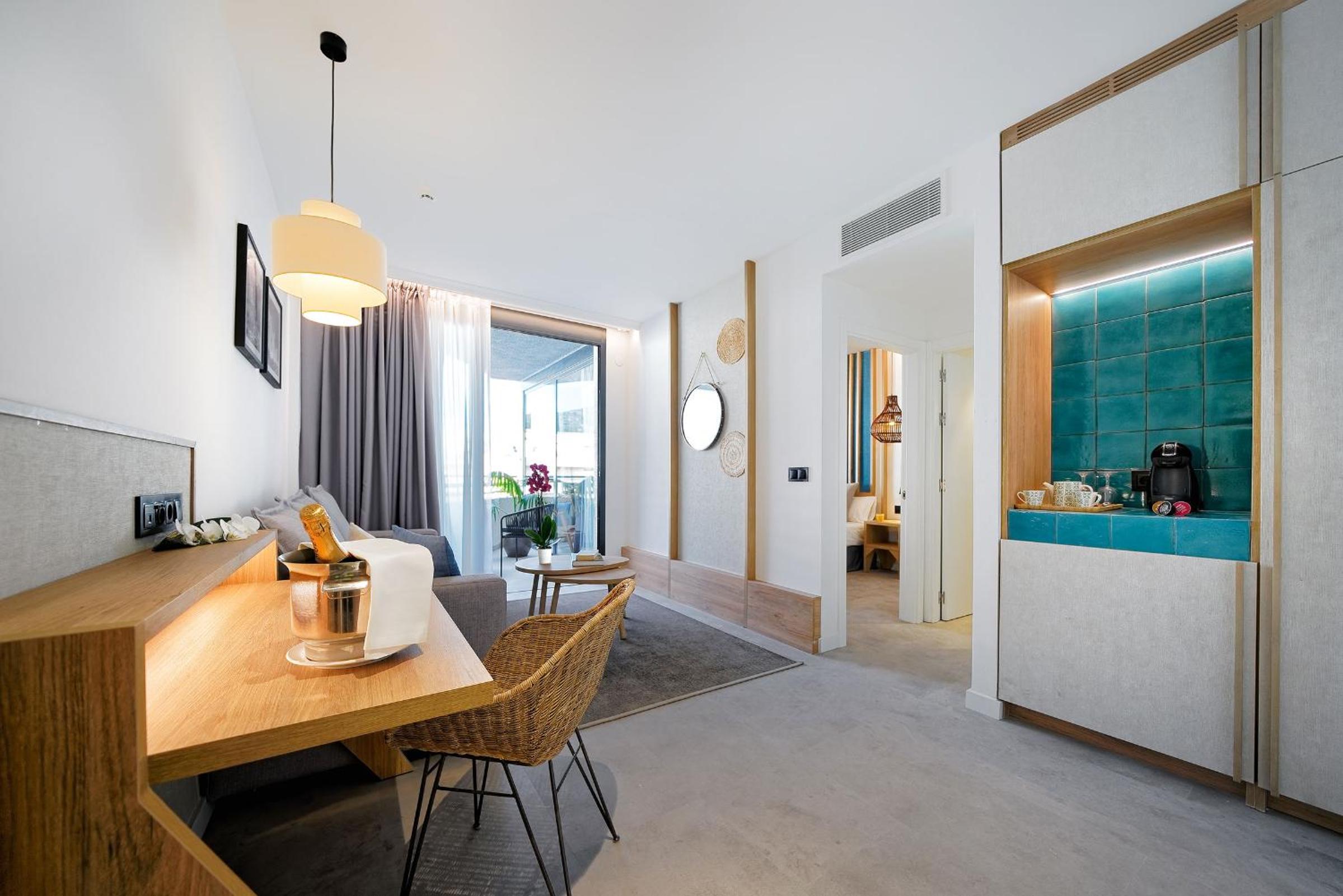 Suite Only Adults