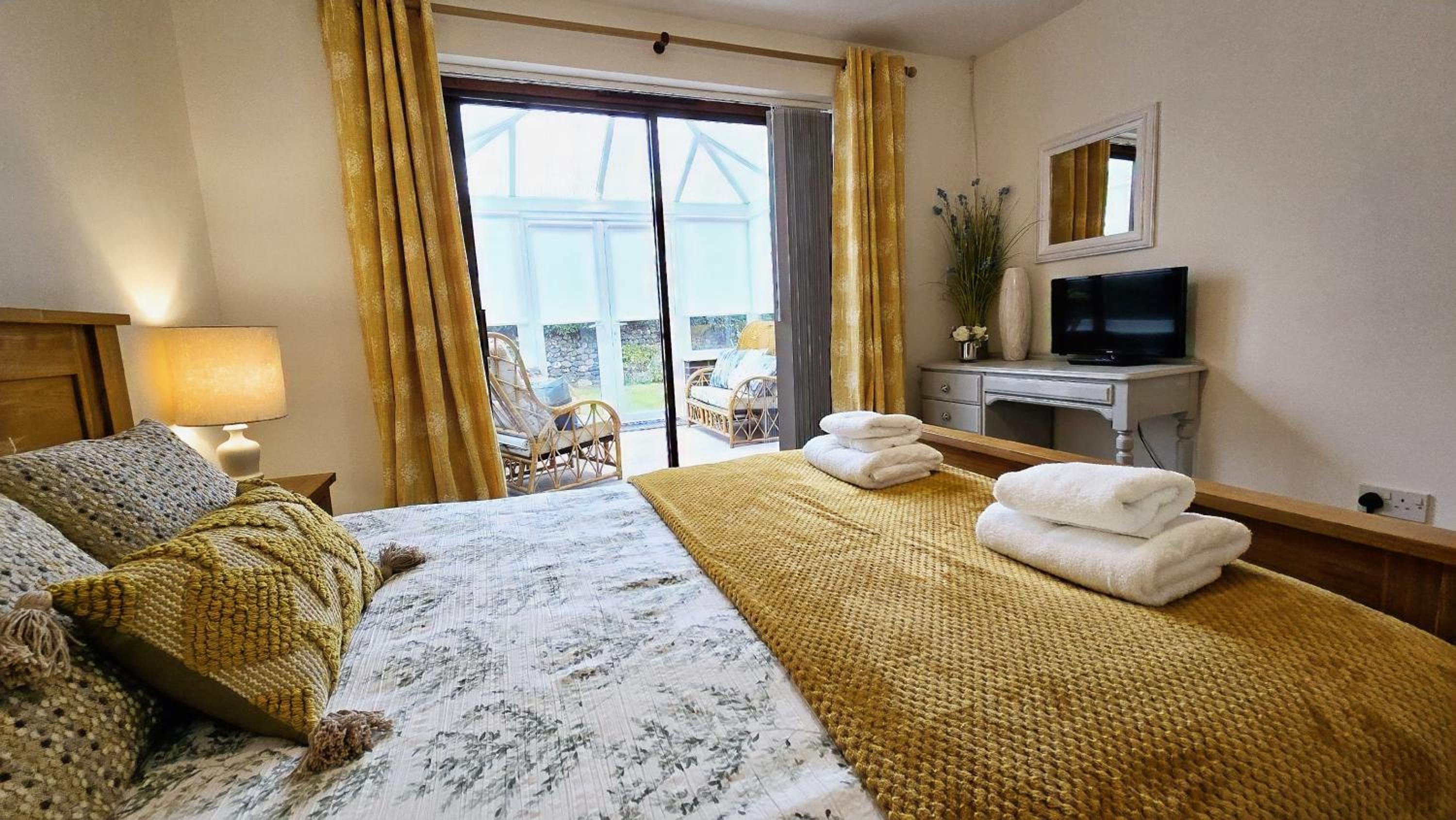 Two-Bedroom House photo 1