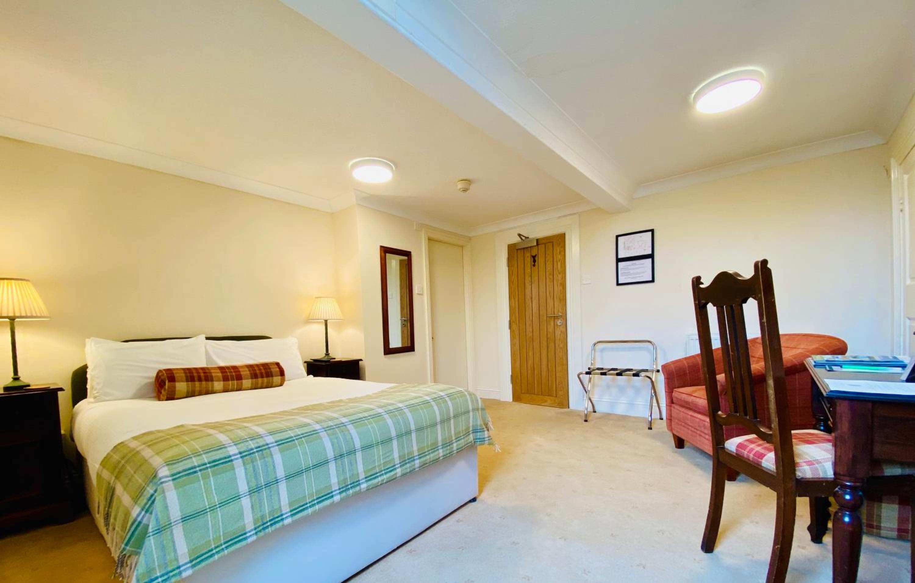 Superior King Room