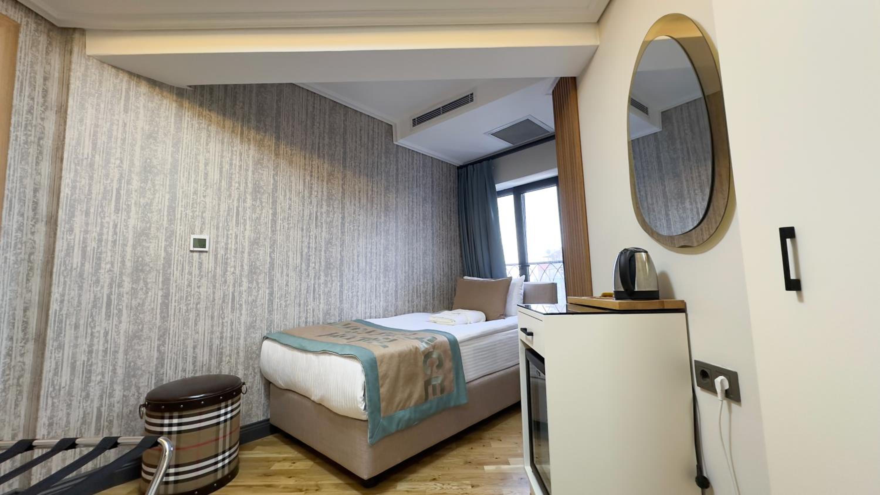 Budget Single Room photo 2