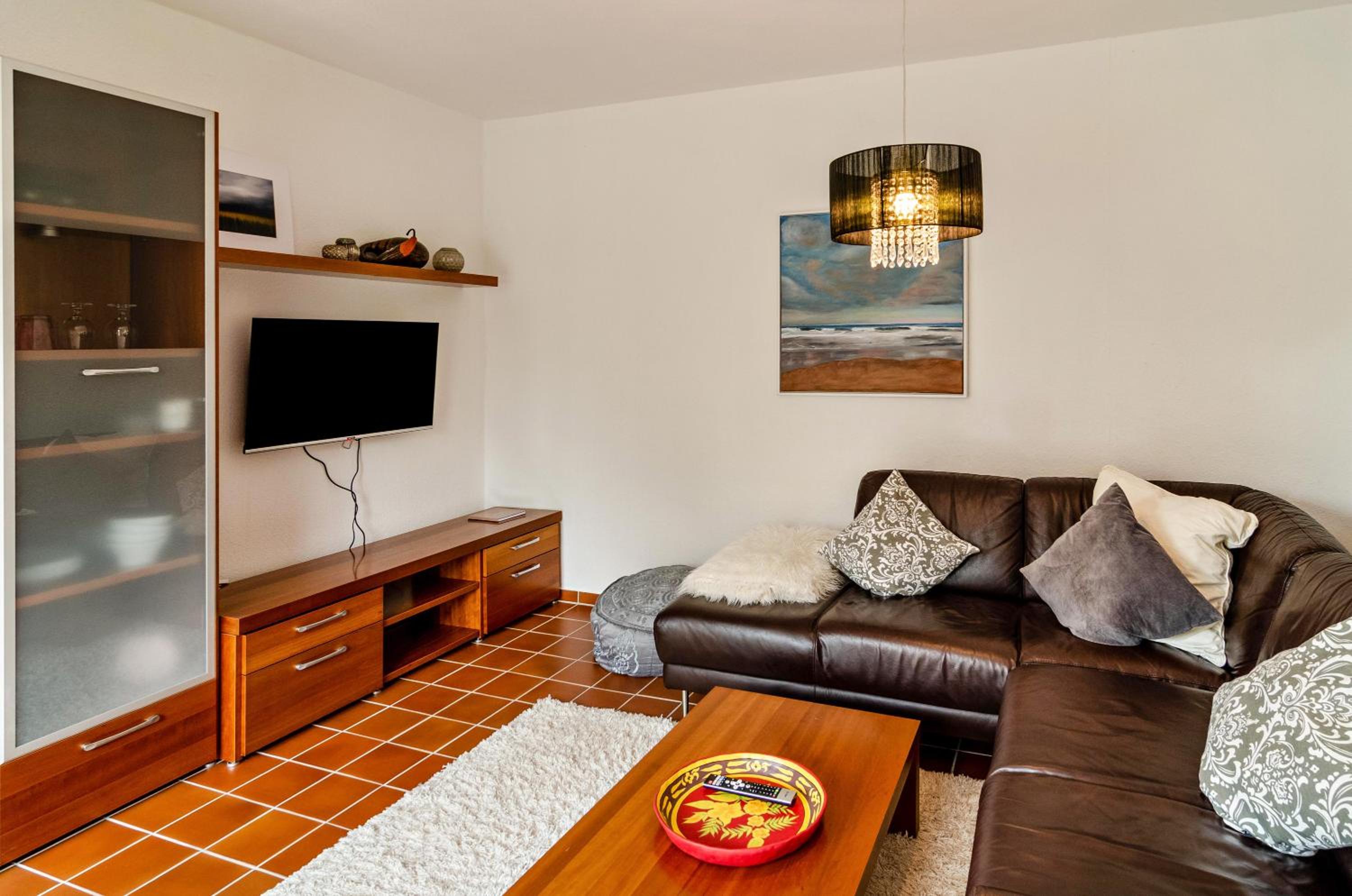 One-Bedroom House photo 1