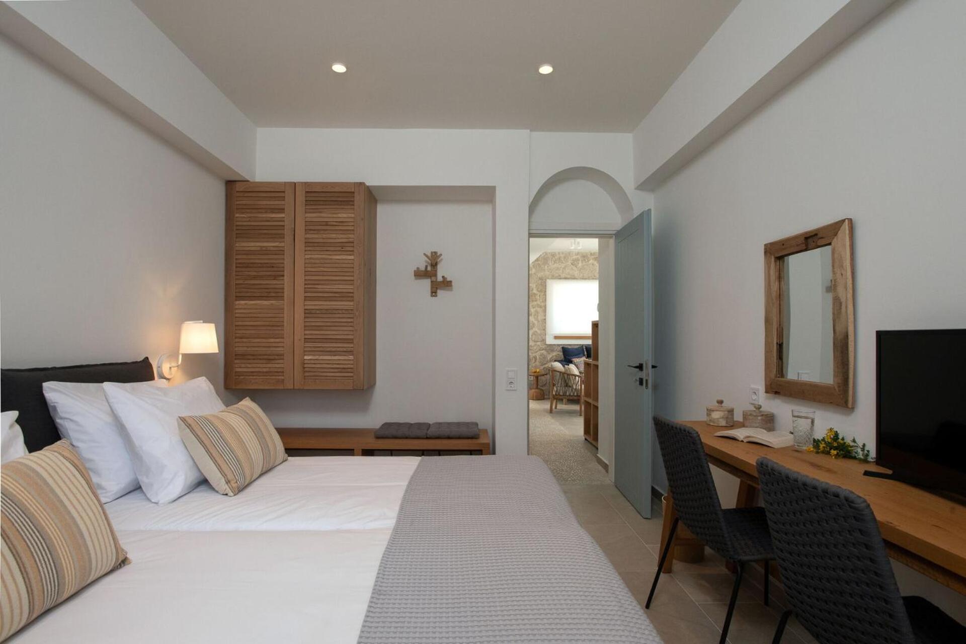 Three-Bedroom Villa photo 2