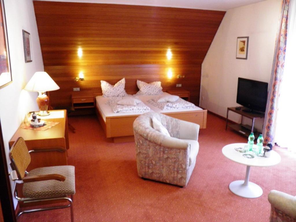 Quadruple Room with Balcony photo 2