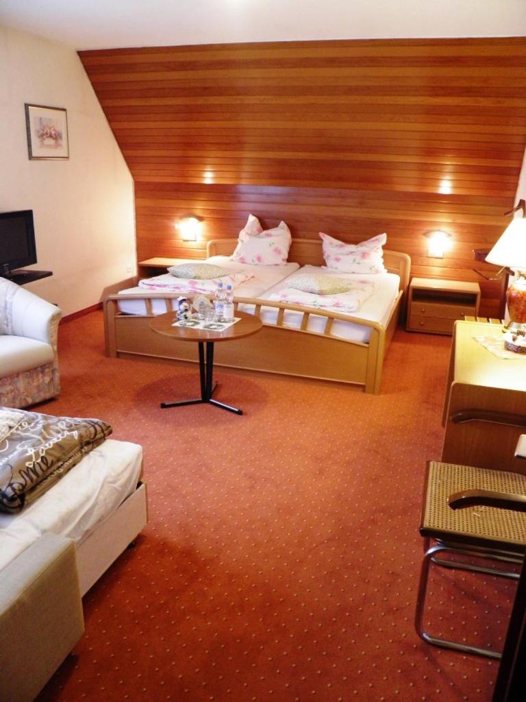 Quadruple Room with Balcony photo 3
