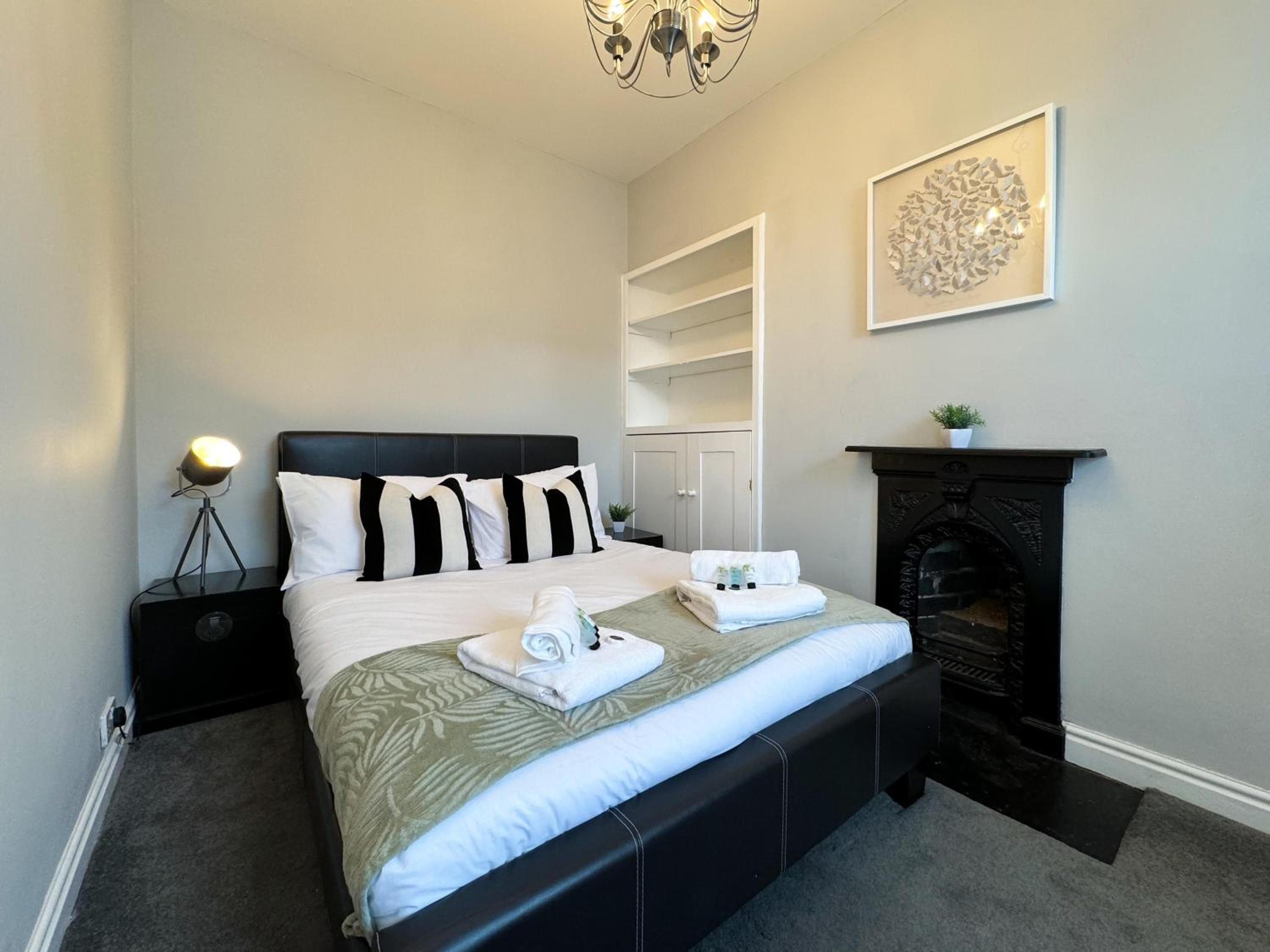 Three-Bedroom House photo 1