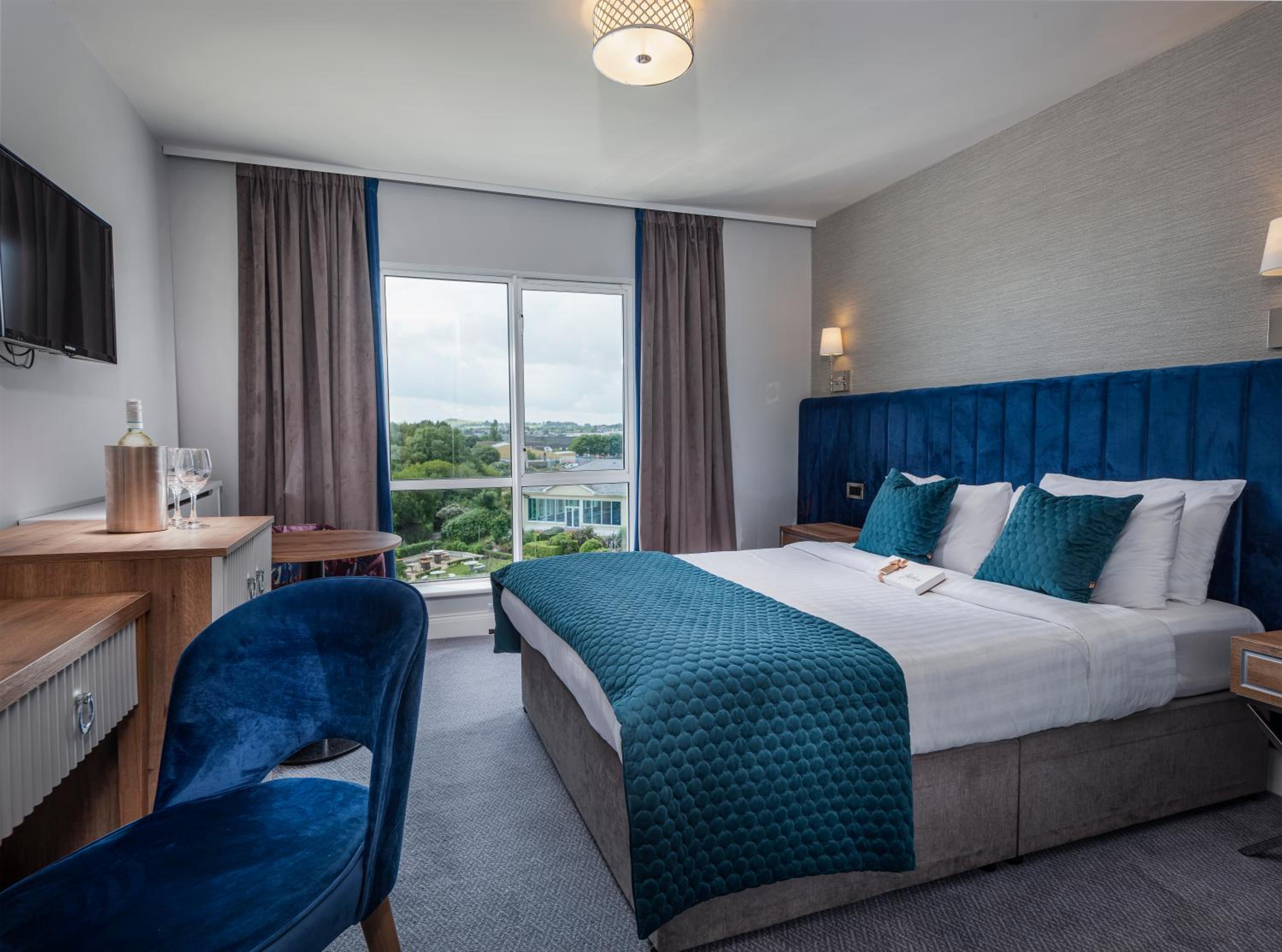 Double Room with Sea View - Photo 2