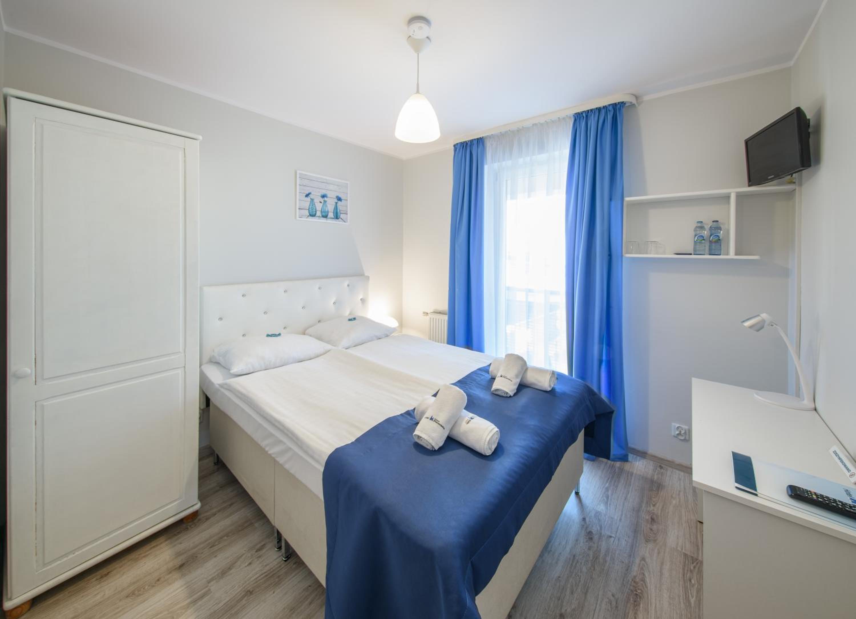 Double or Twin Room - Photo 18