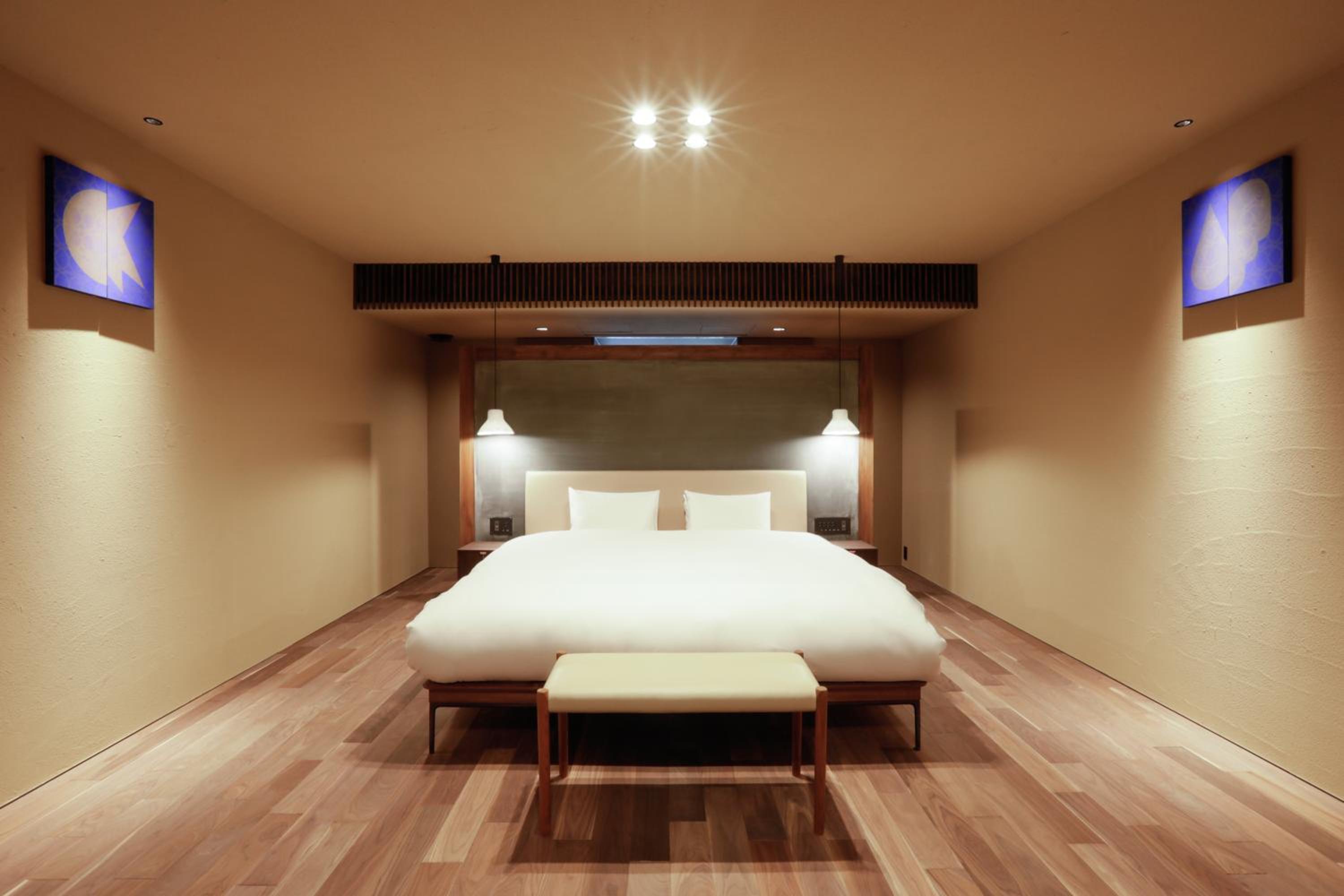 Deluxe King Room with Courtyard View(Annex) photo 3
