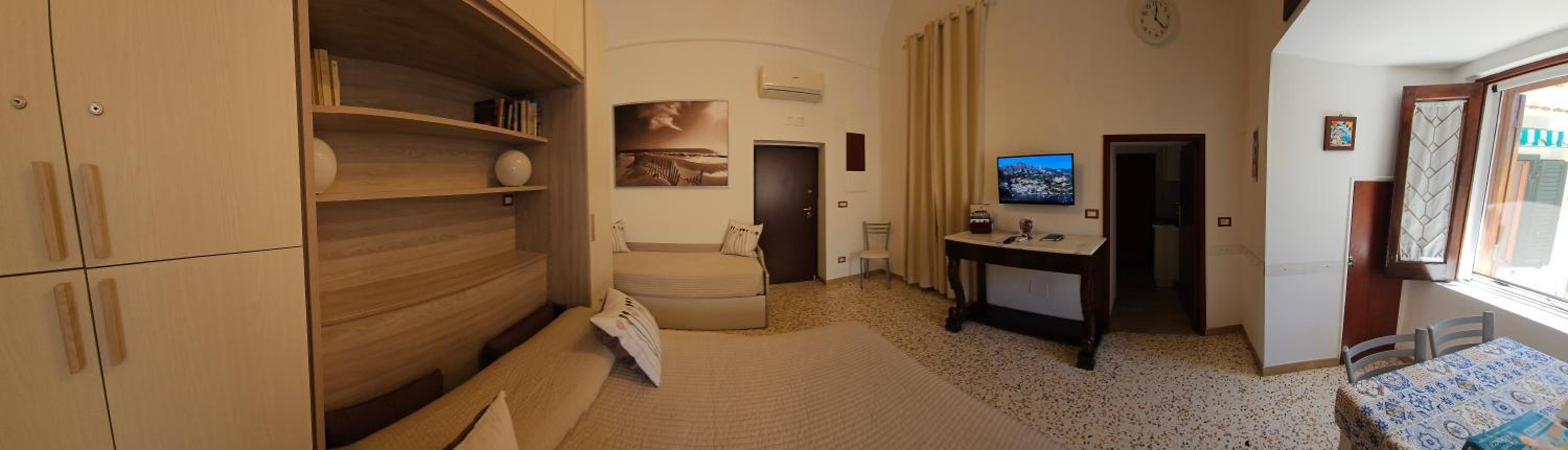 One-Bedroom House photo 3