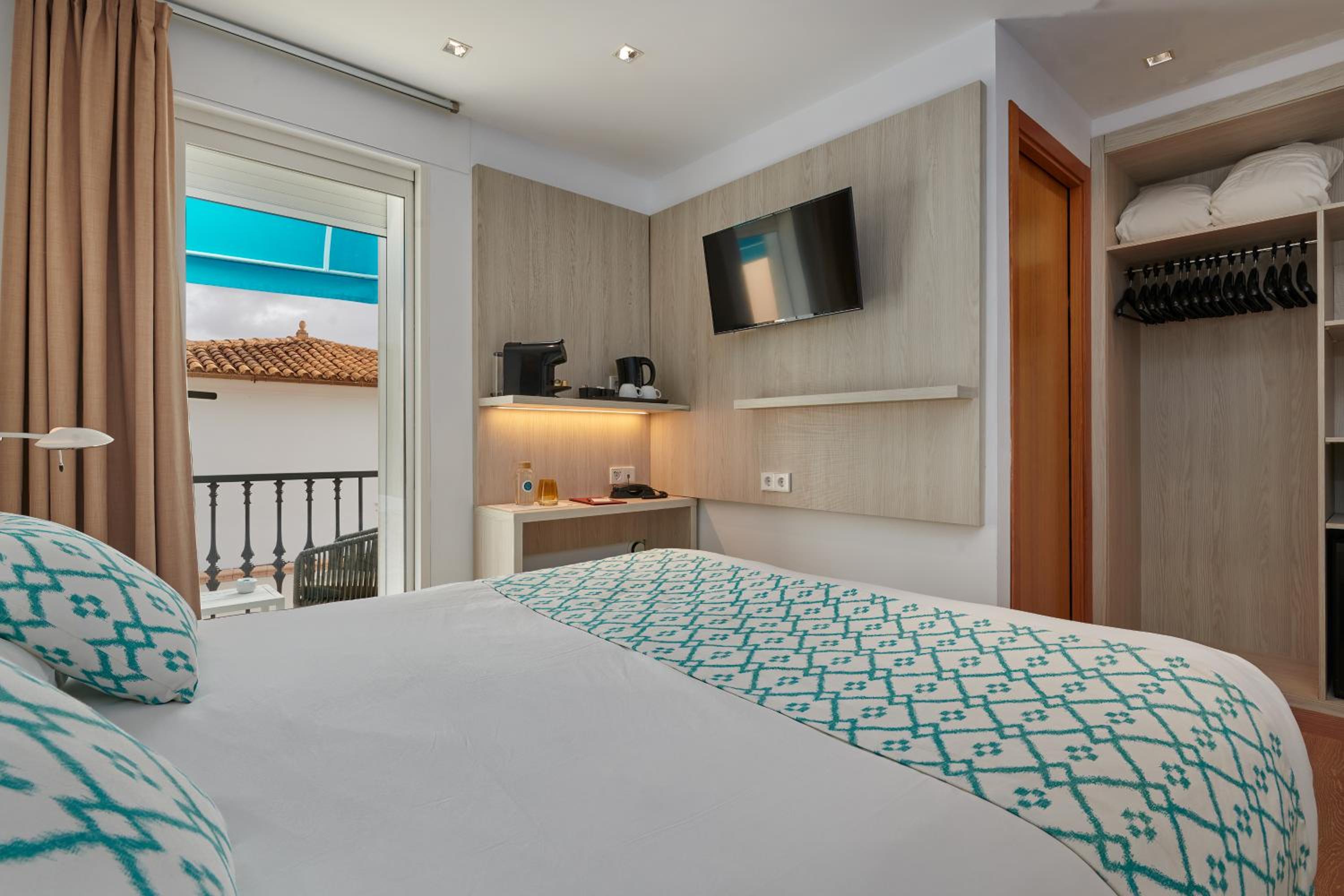 Double Room with Terrace photo 3