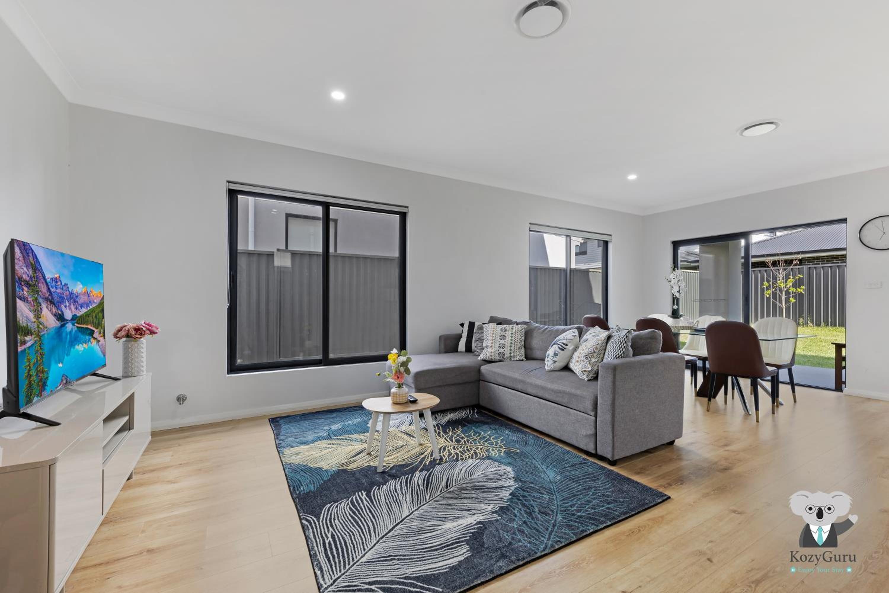 Three-Bedroom Apartment photo 1