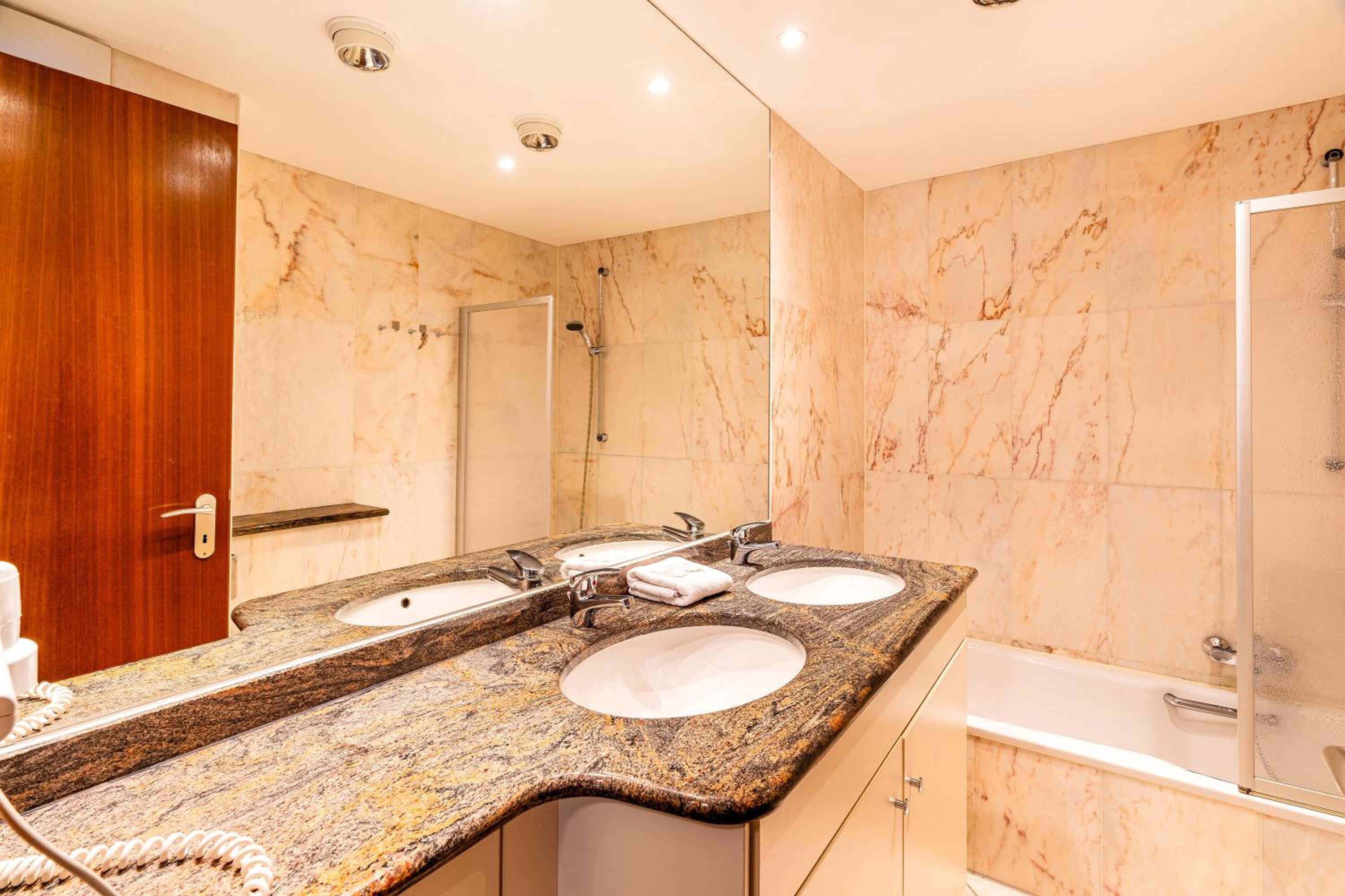 Two-Bedroom Apartment with Sea View