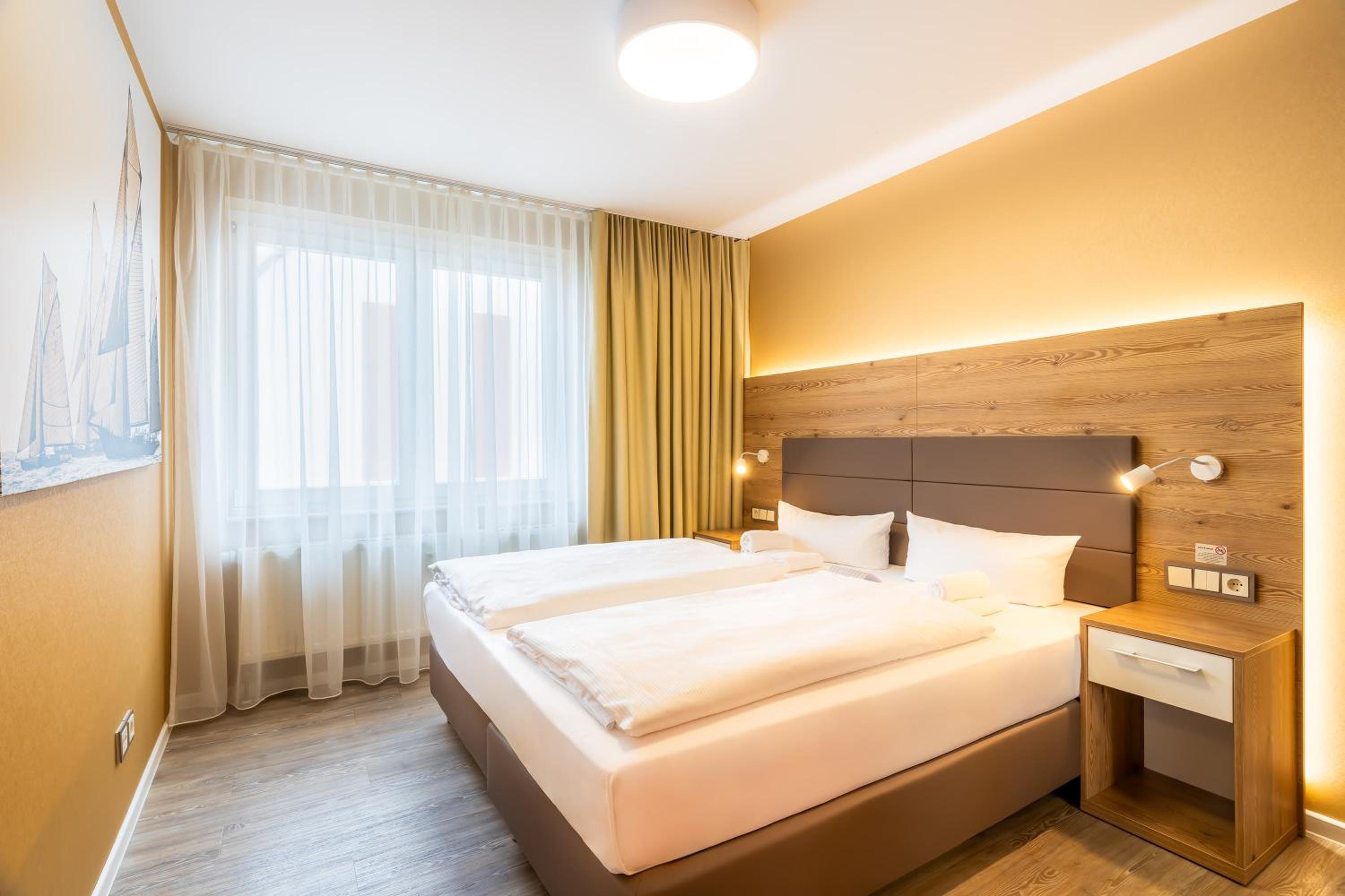 Two-Bedroom Apartment with Sea View thumbnail 6