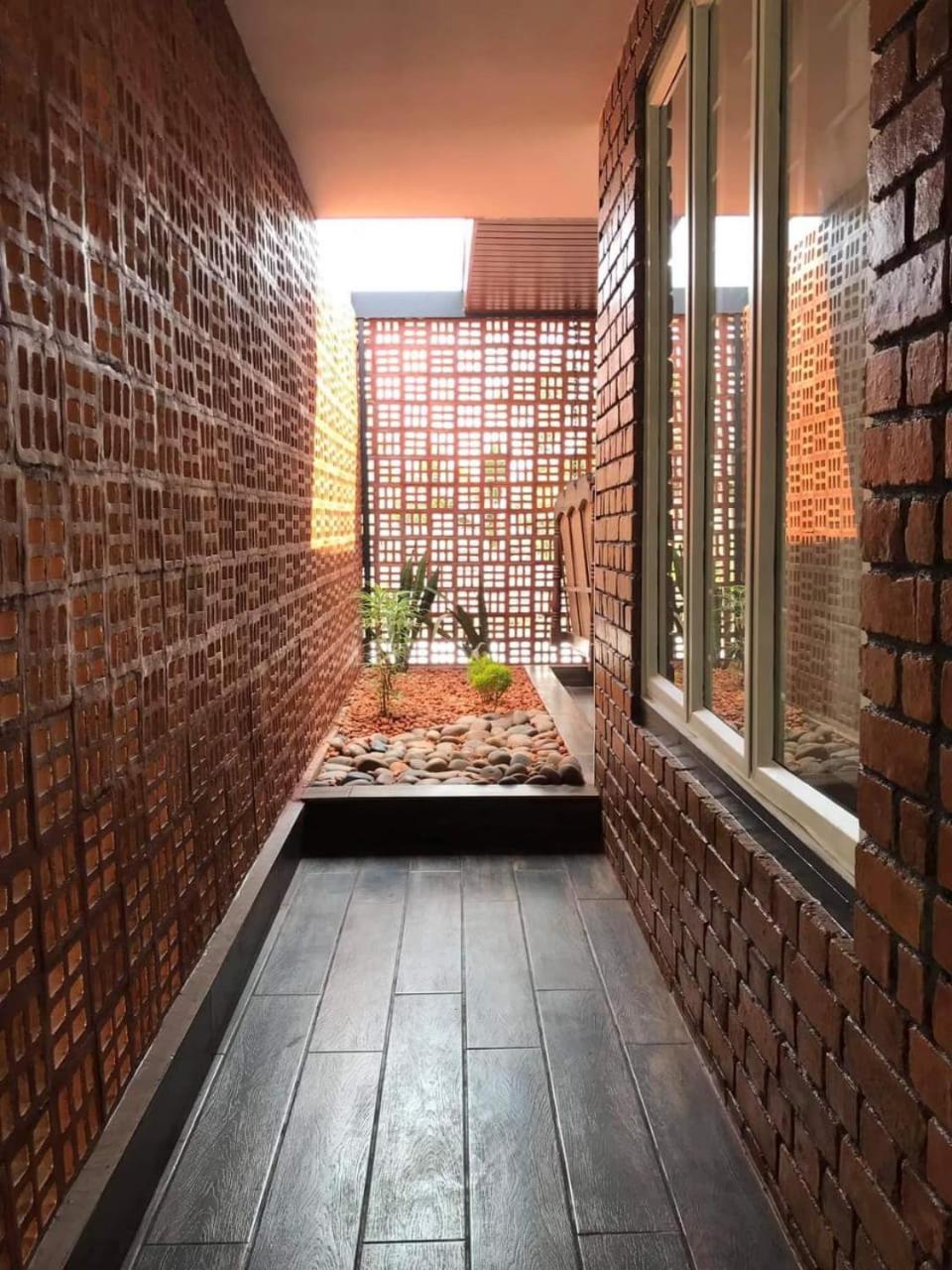 Villa photo 2