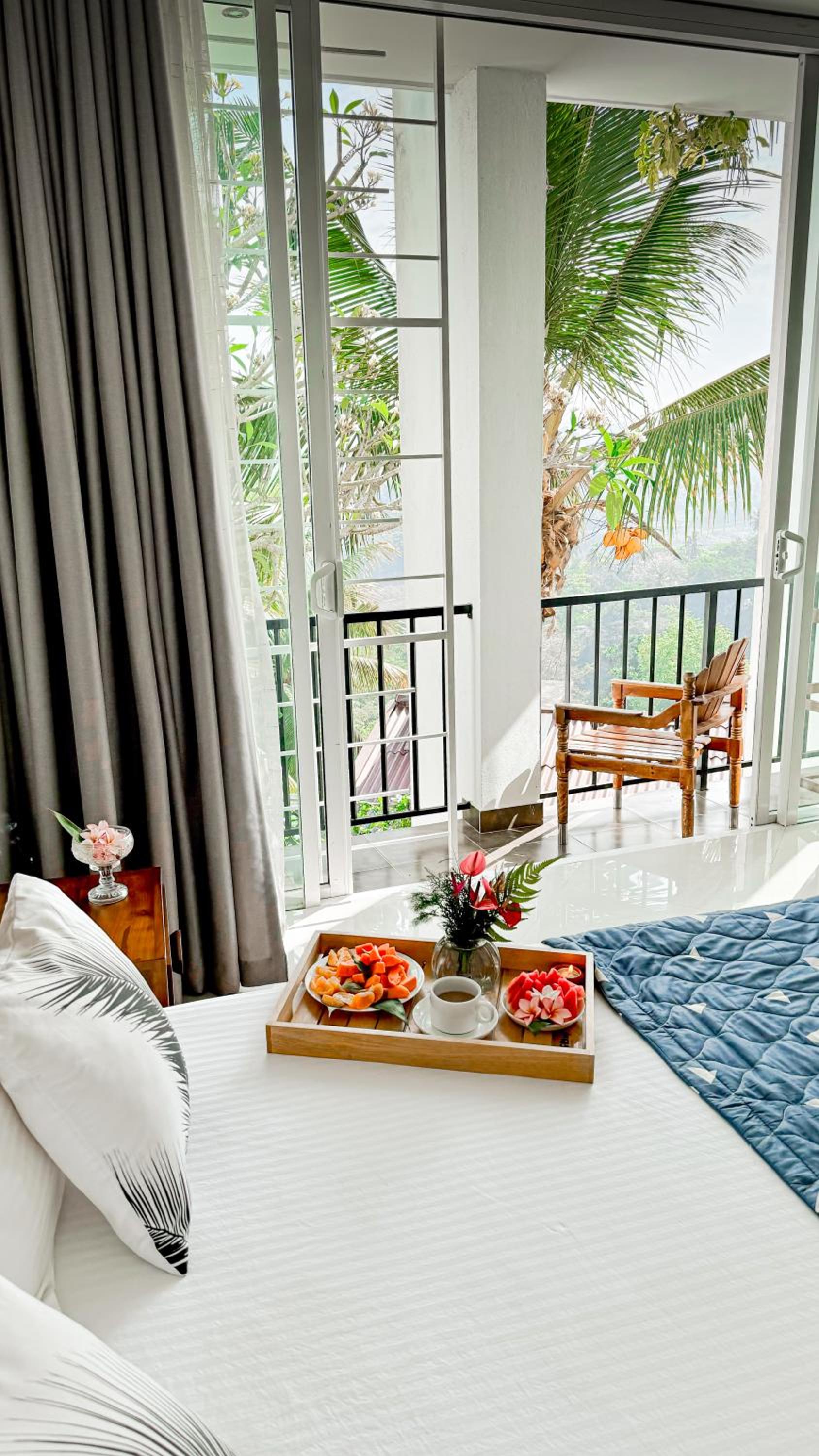 King Room with Lake View
