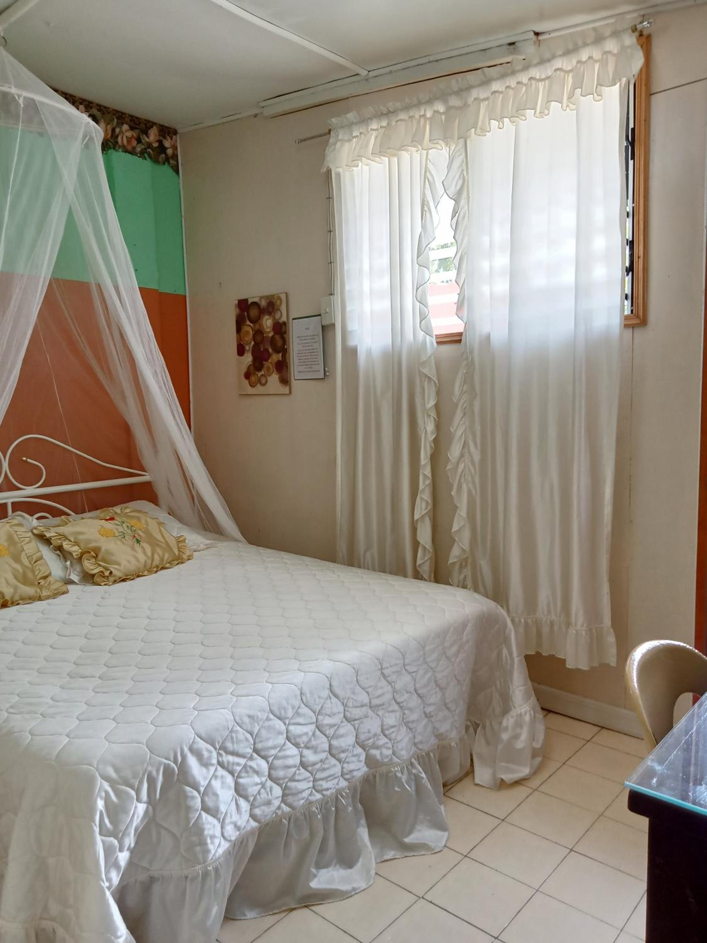 Standard Double Room with Shared Bathroom photo 3