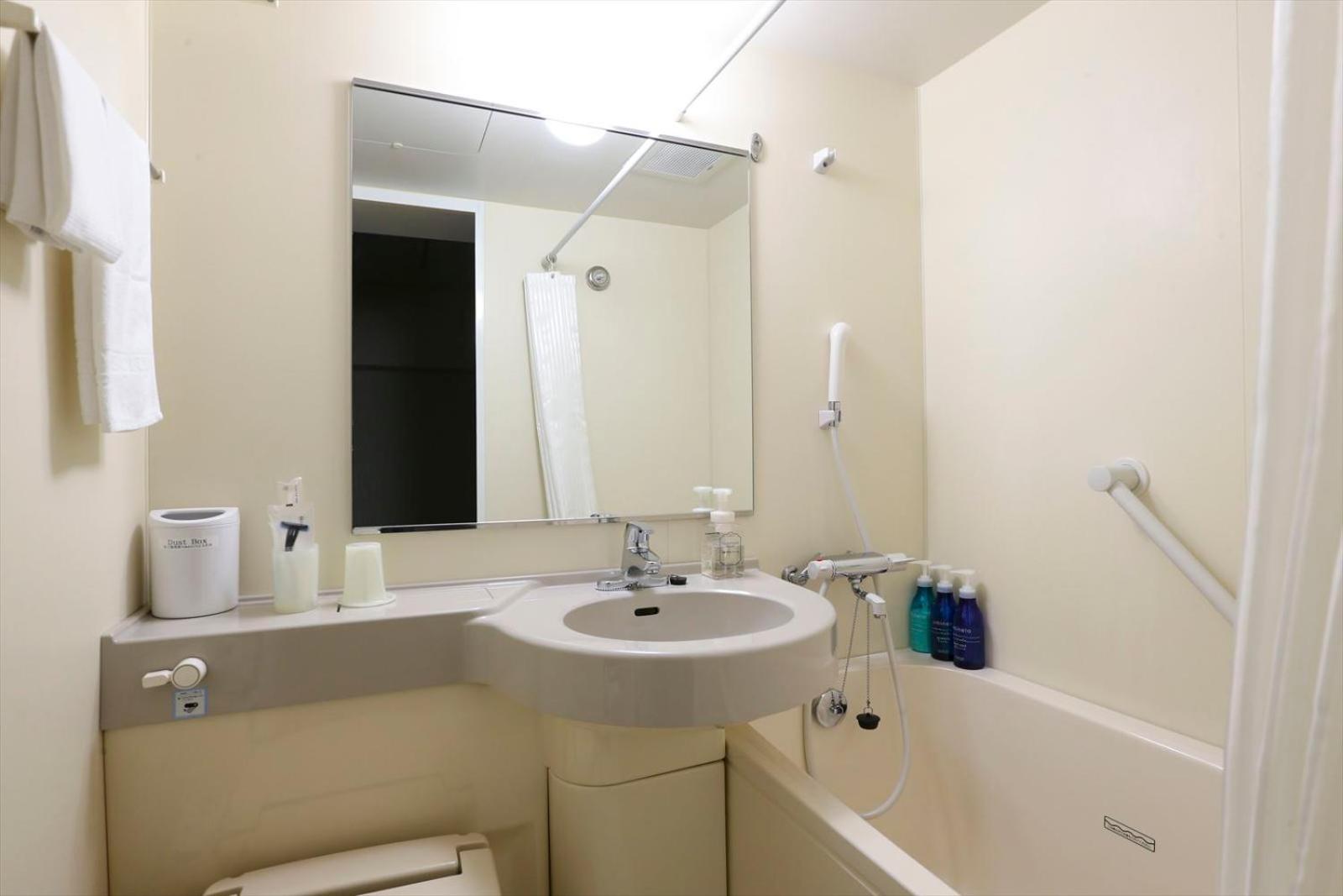 Single Room - Non-Smoking photo 2