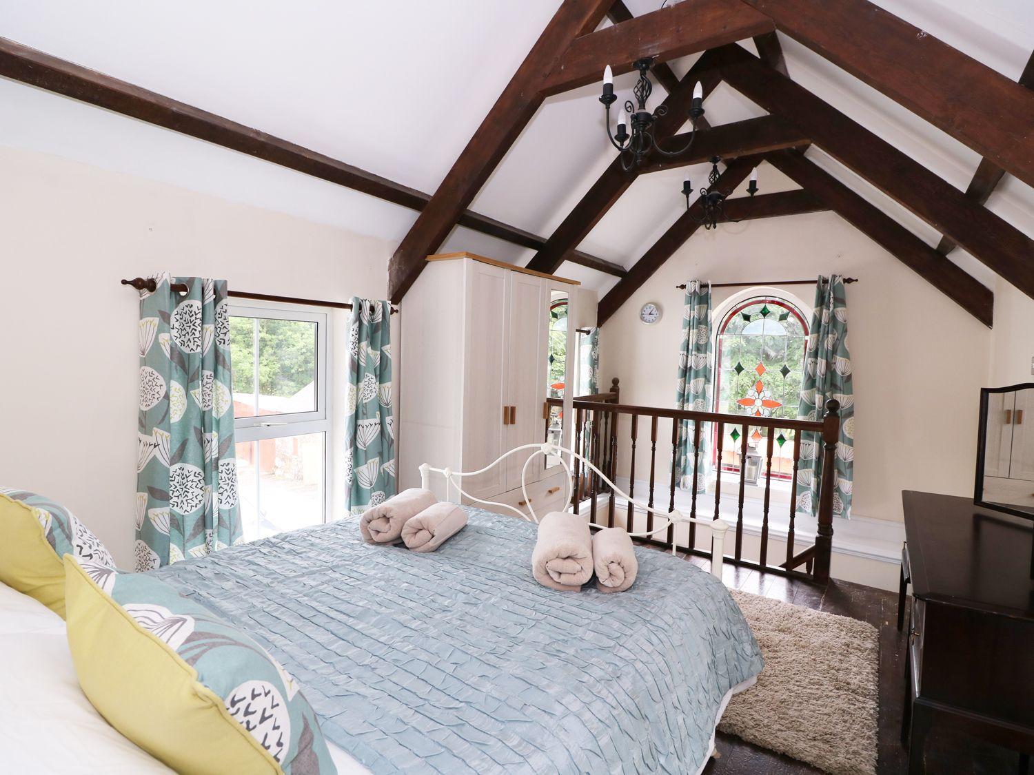 One-Bedroom House photo 1