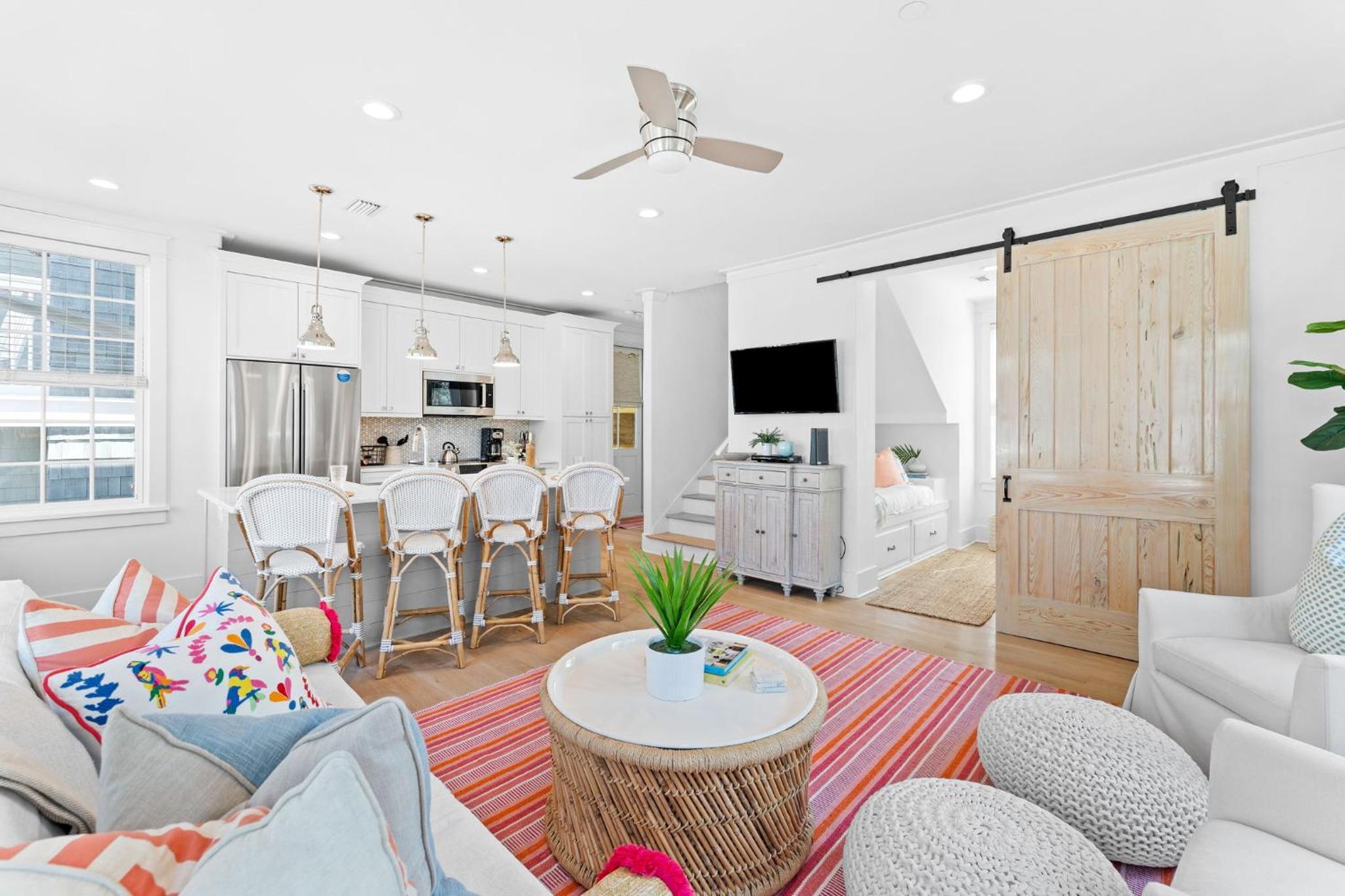 One-Bedroom House photo 1
