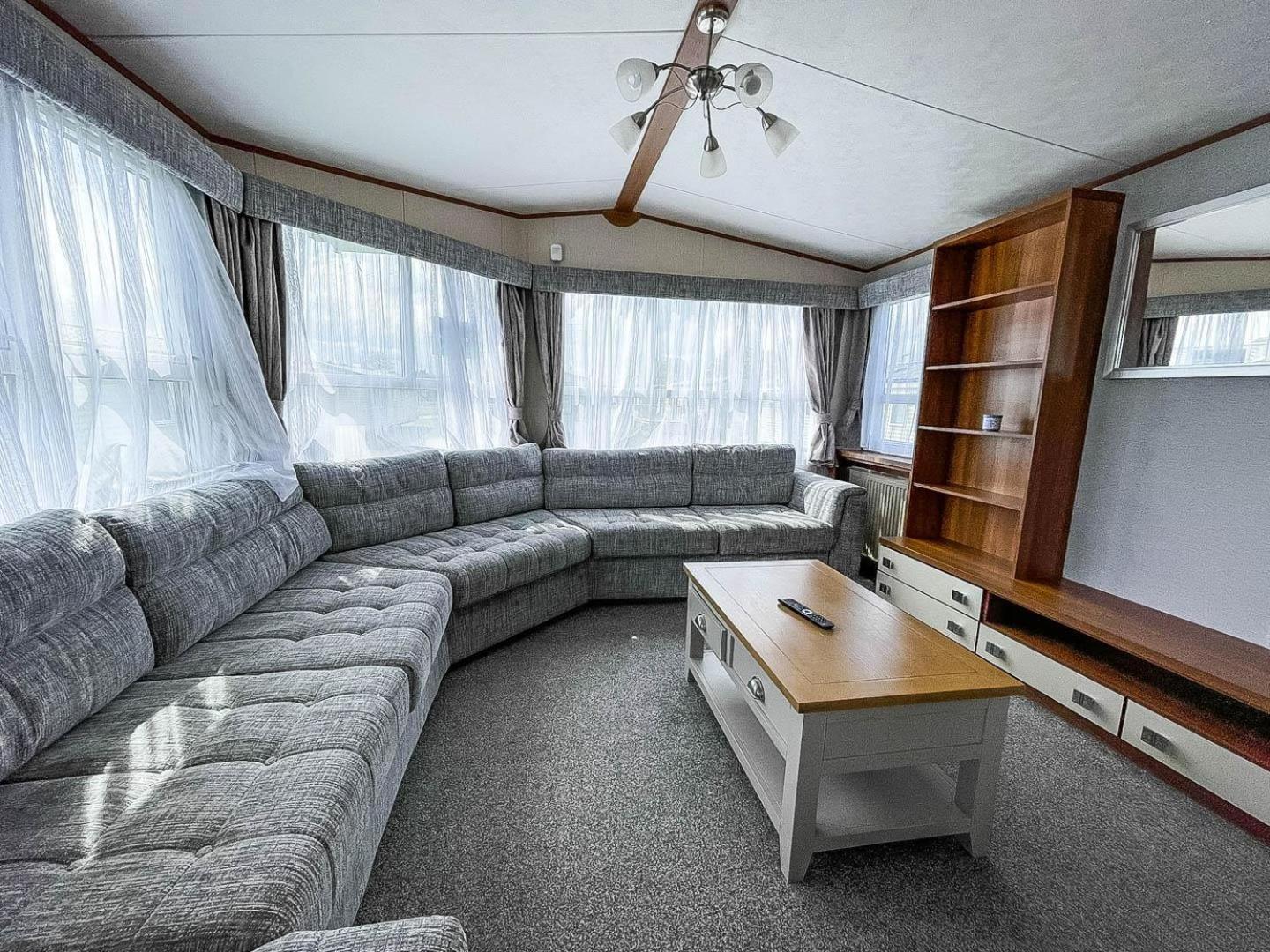 Mobile Home photo 1