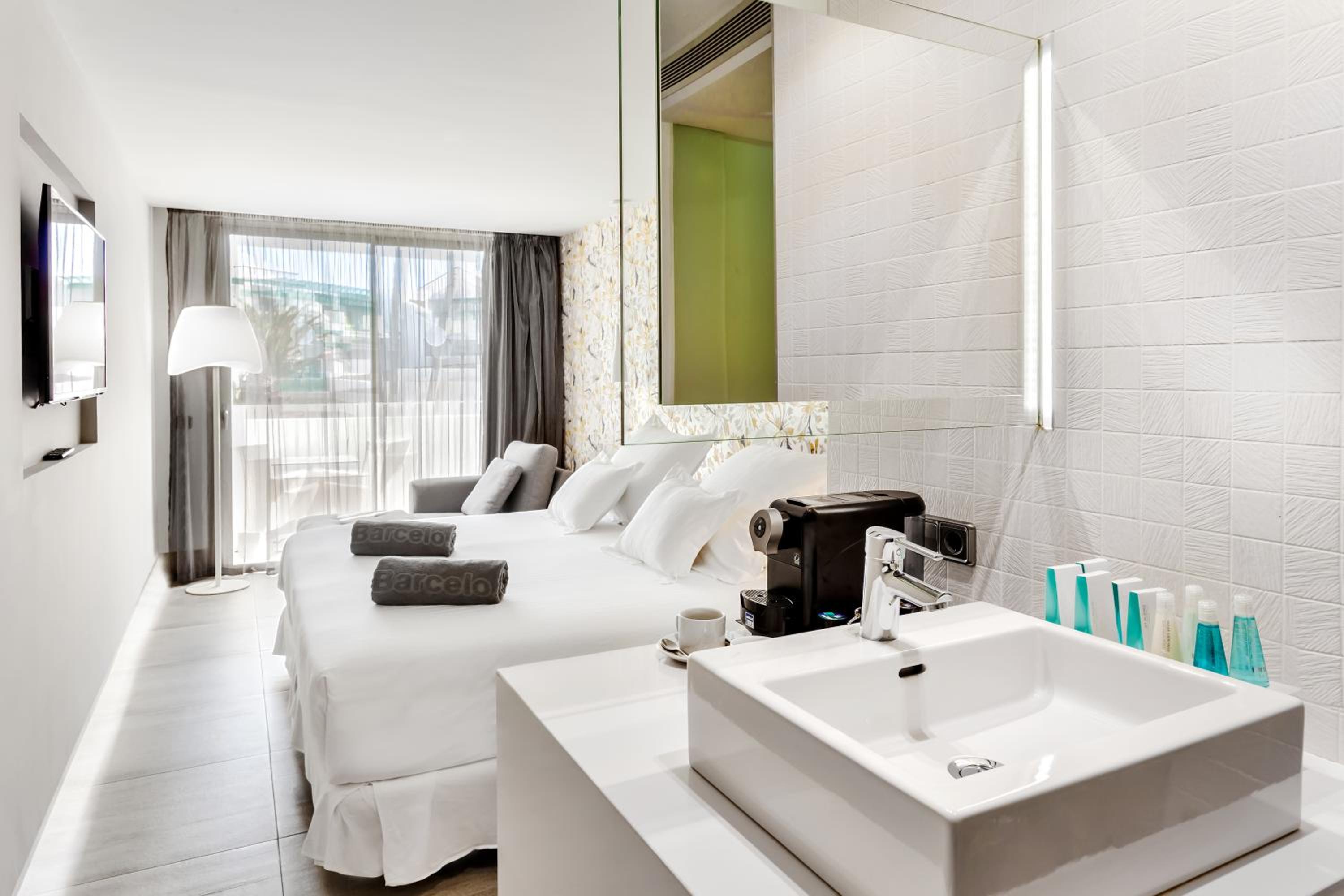 Deluxe Single Room