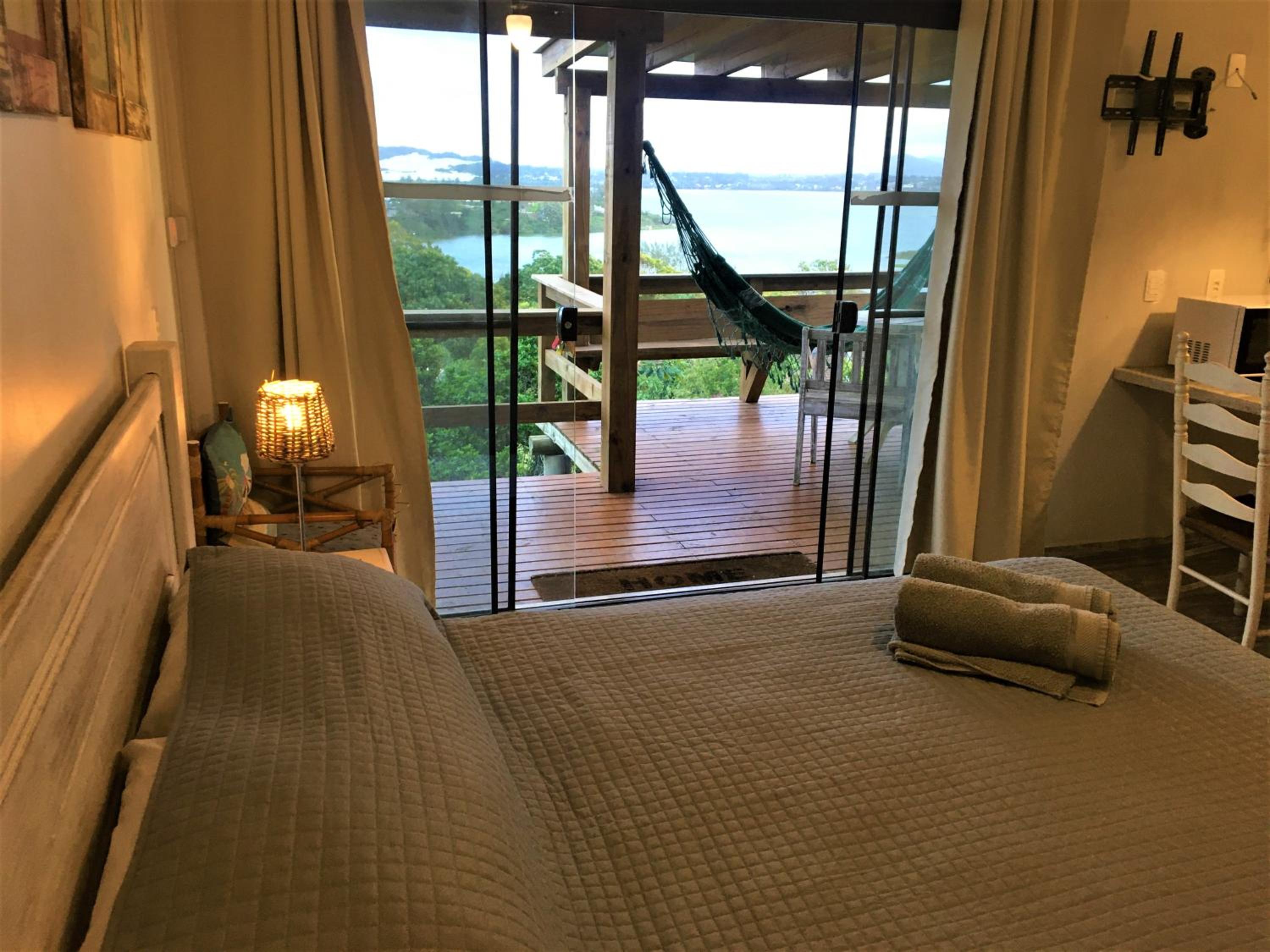 Suite with Hot Tub photo 1