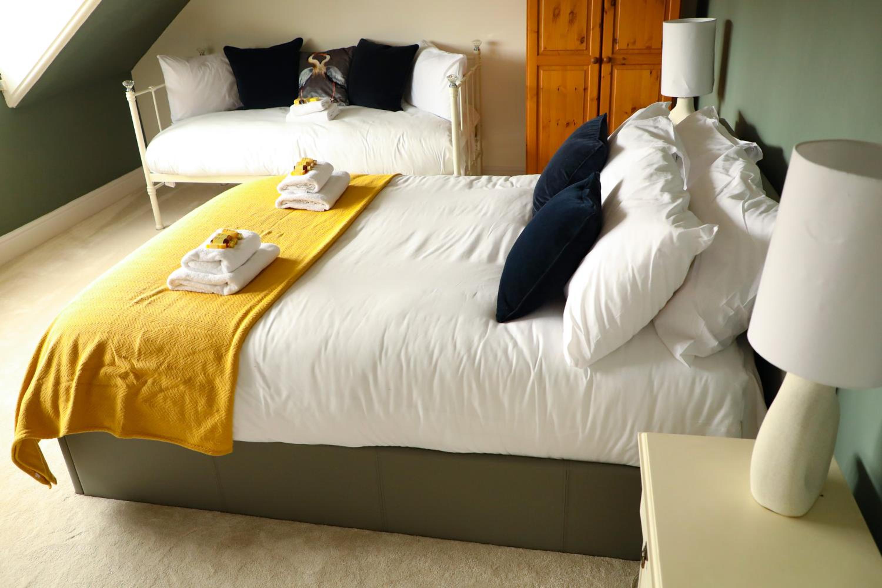 Three-Bedroom House photo 1
