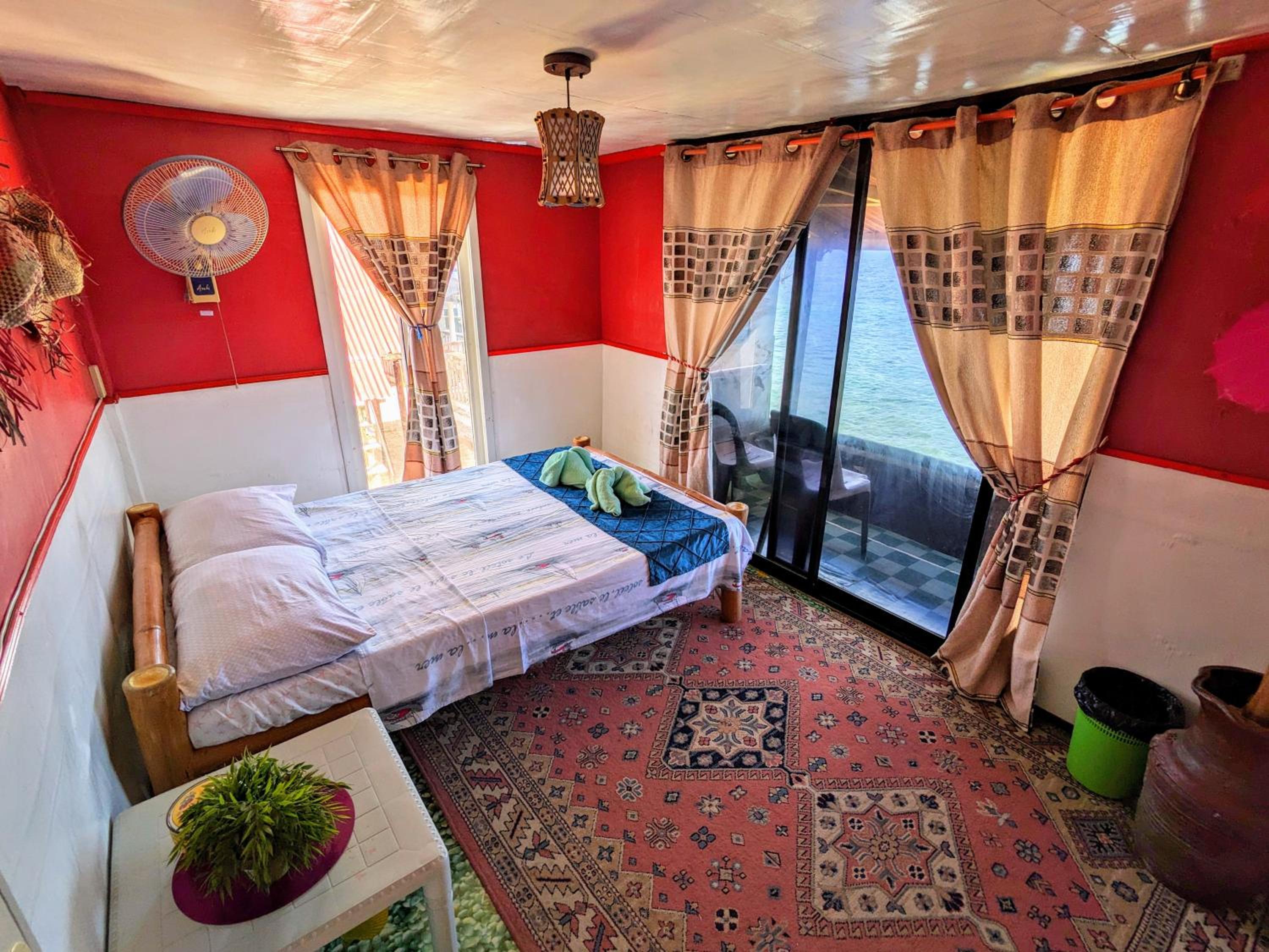 Double or Twin Room with Sea View photo 1