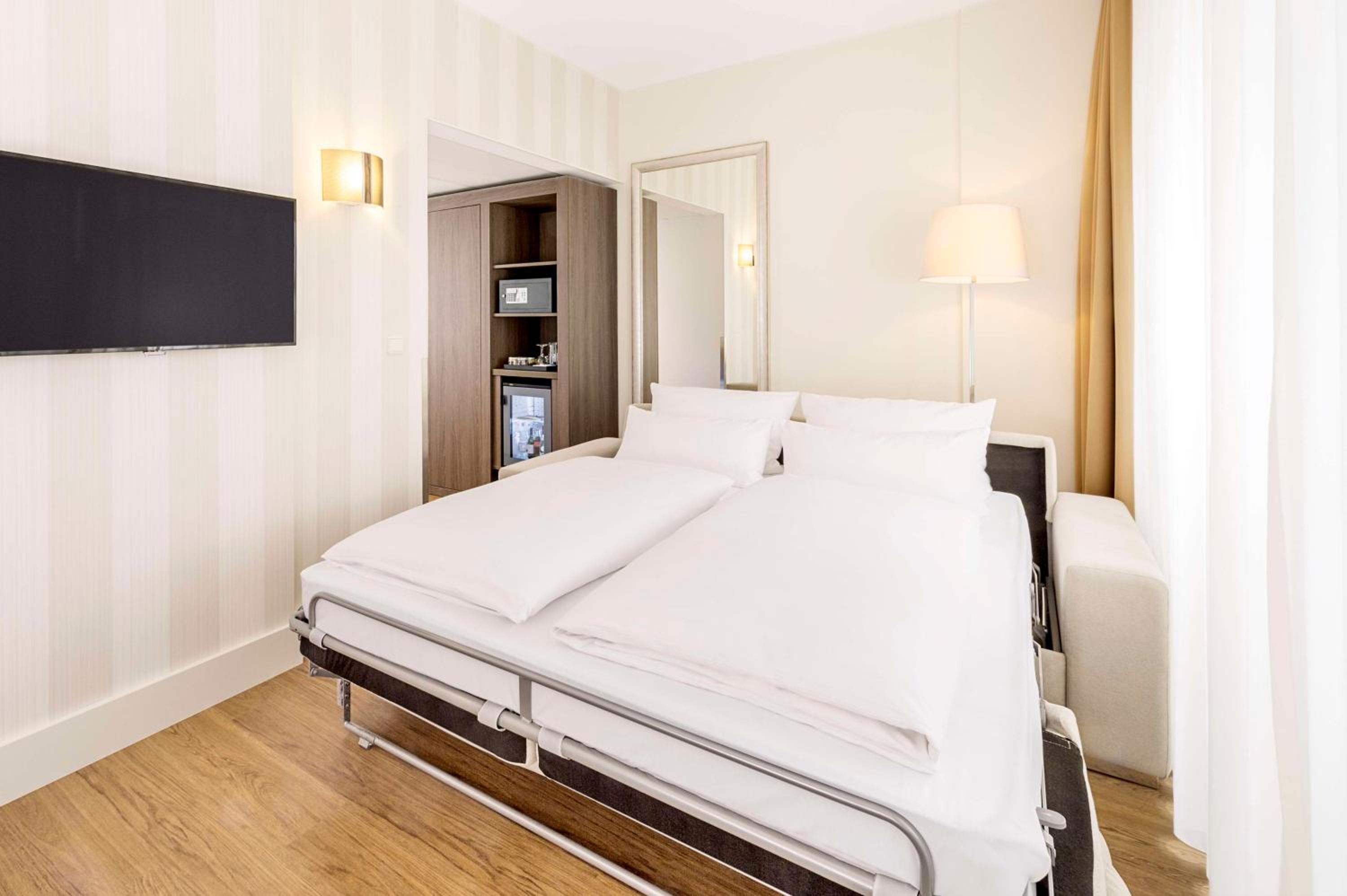 Superior Twin Room - Photo 6