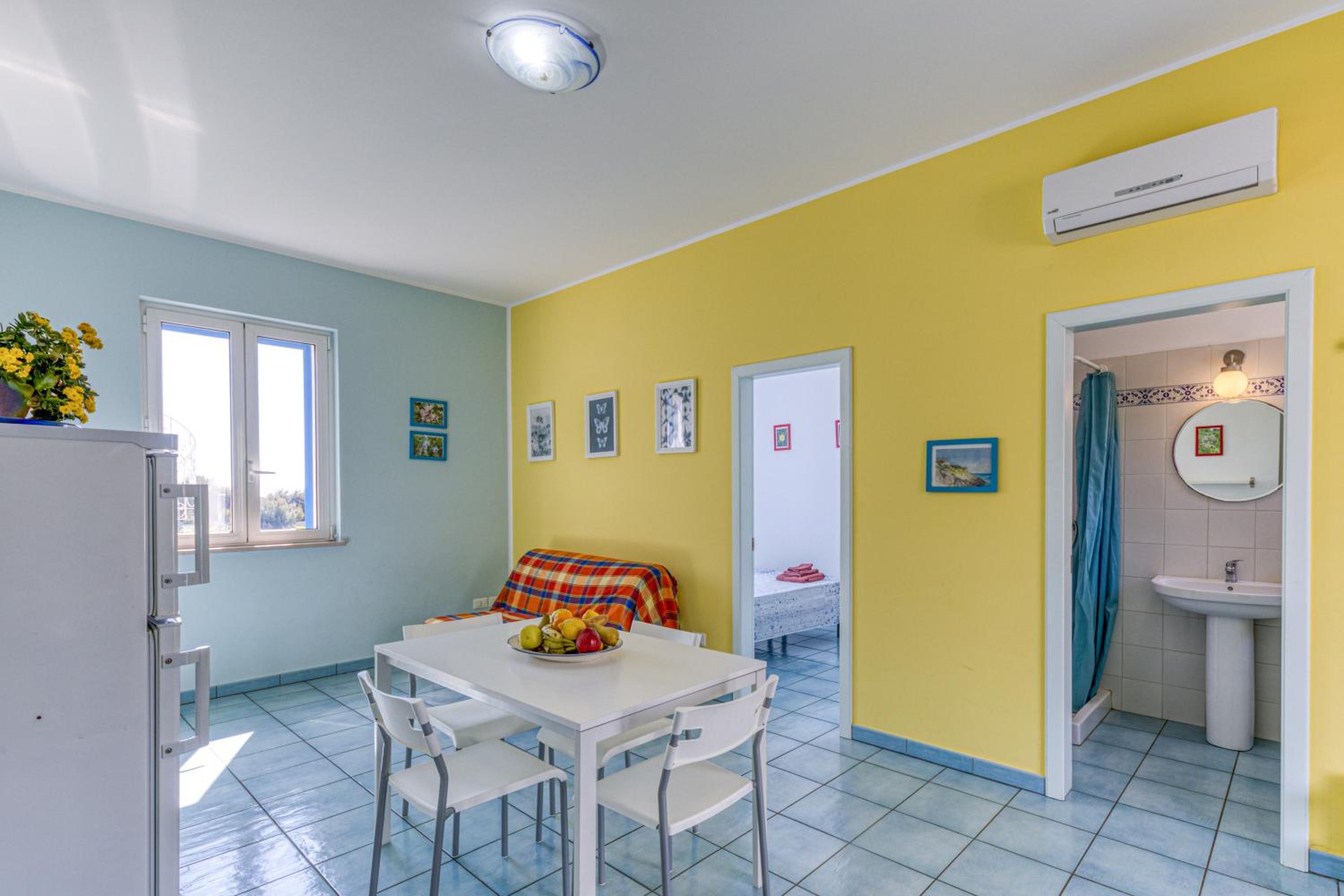 One-Bedroom House photo 2