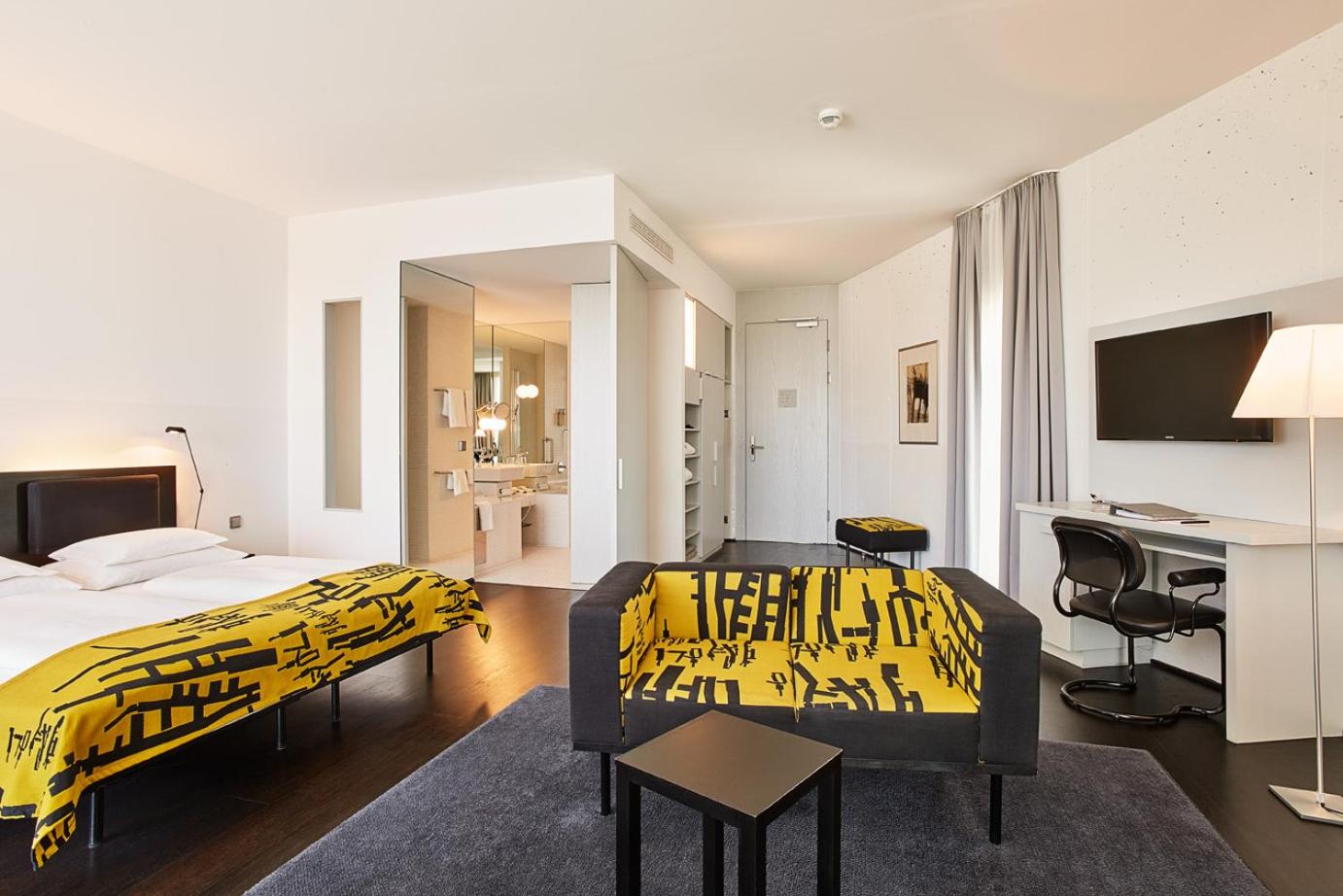 Junior Suite - Photo 1