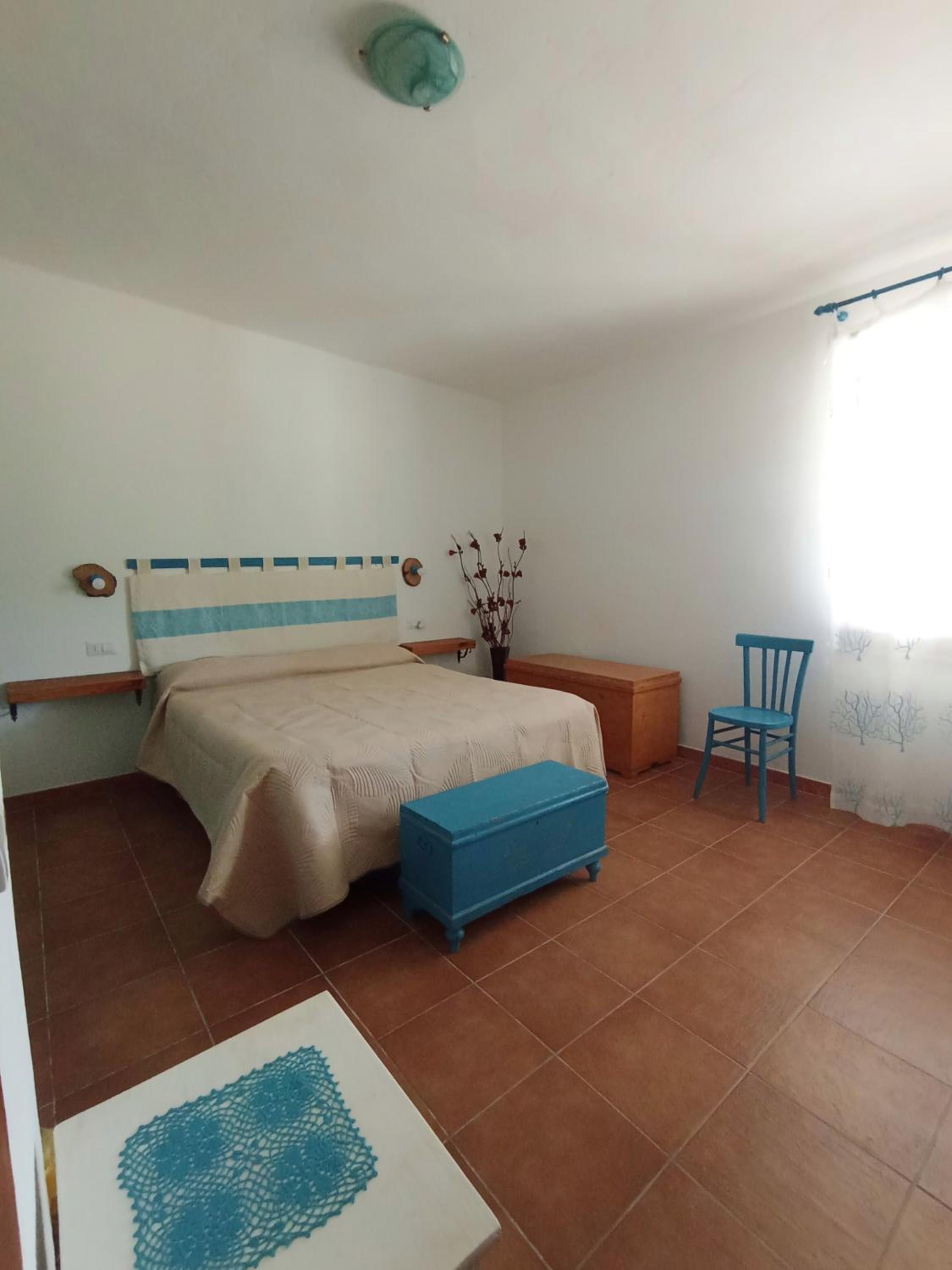One-Bedroom House photo 1