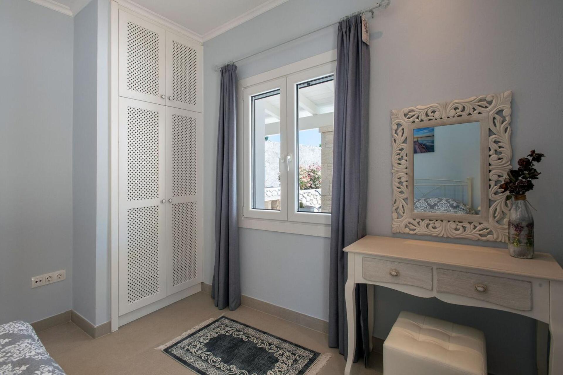 Three-Bedroom Villa photo 1