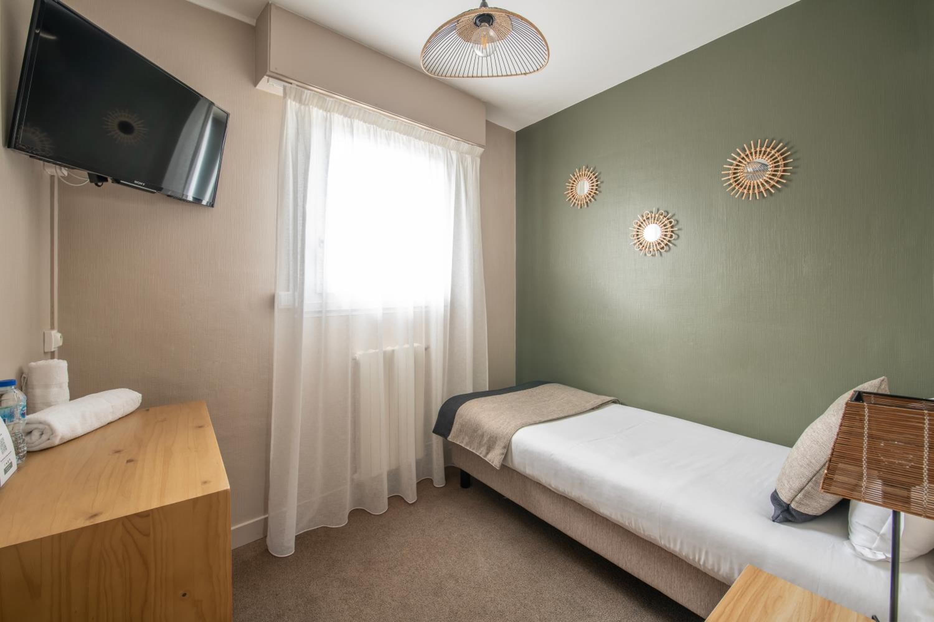 Triple Room with Terrace - Photo 2