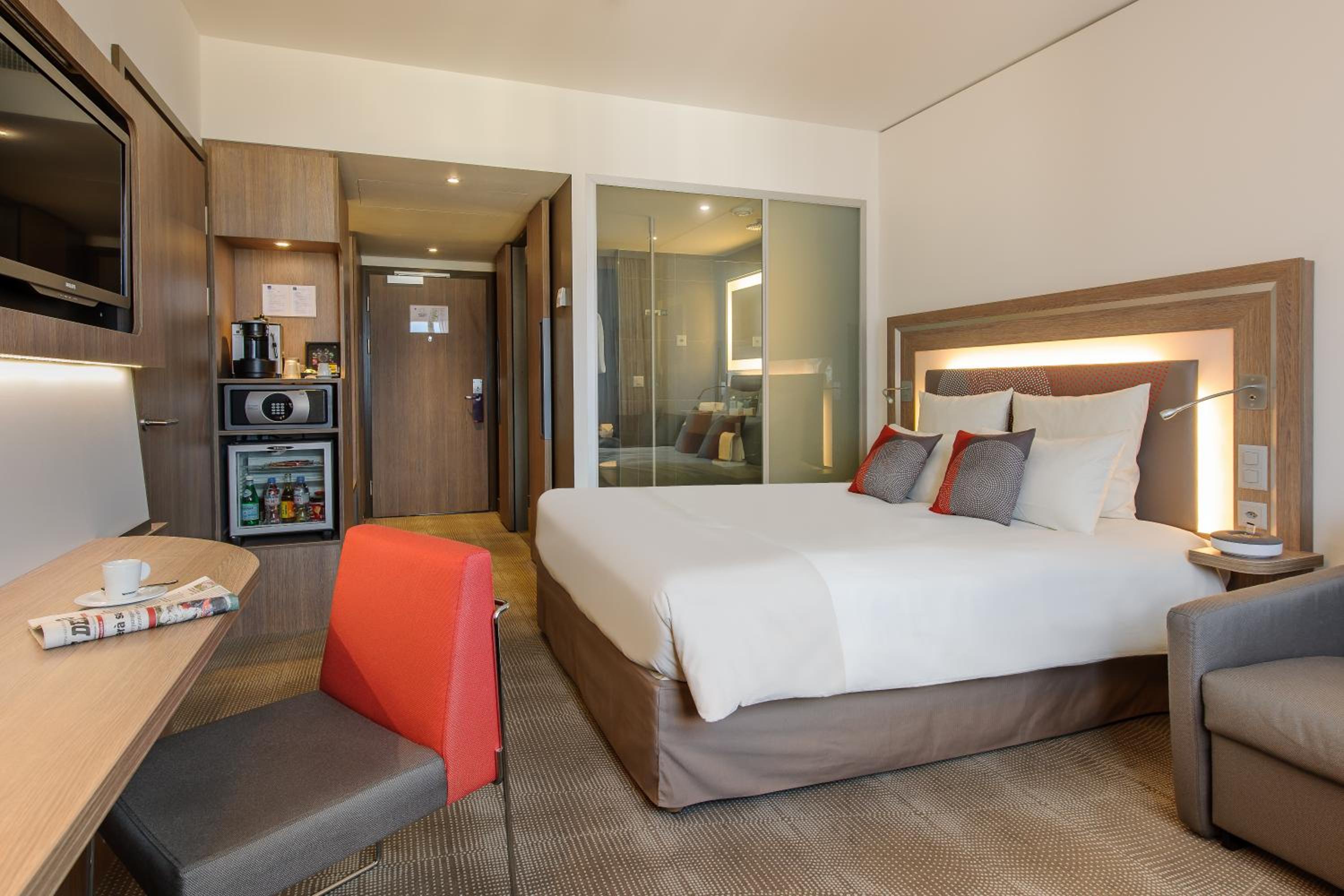 Executive Double Room with Sofa Bed - Photo 6