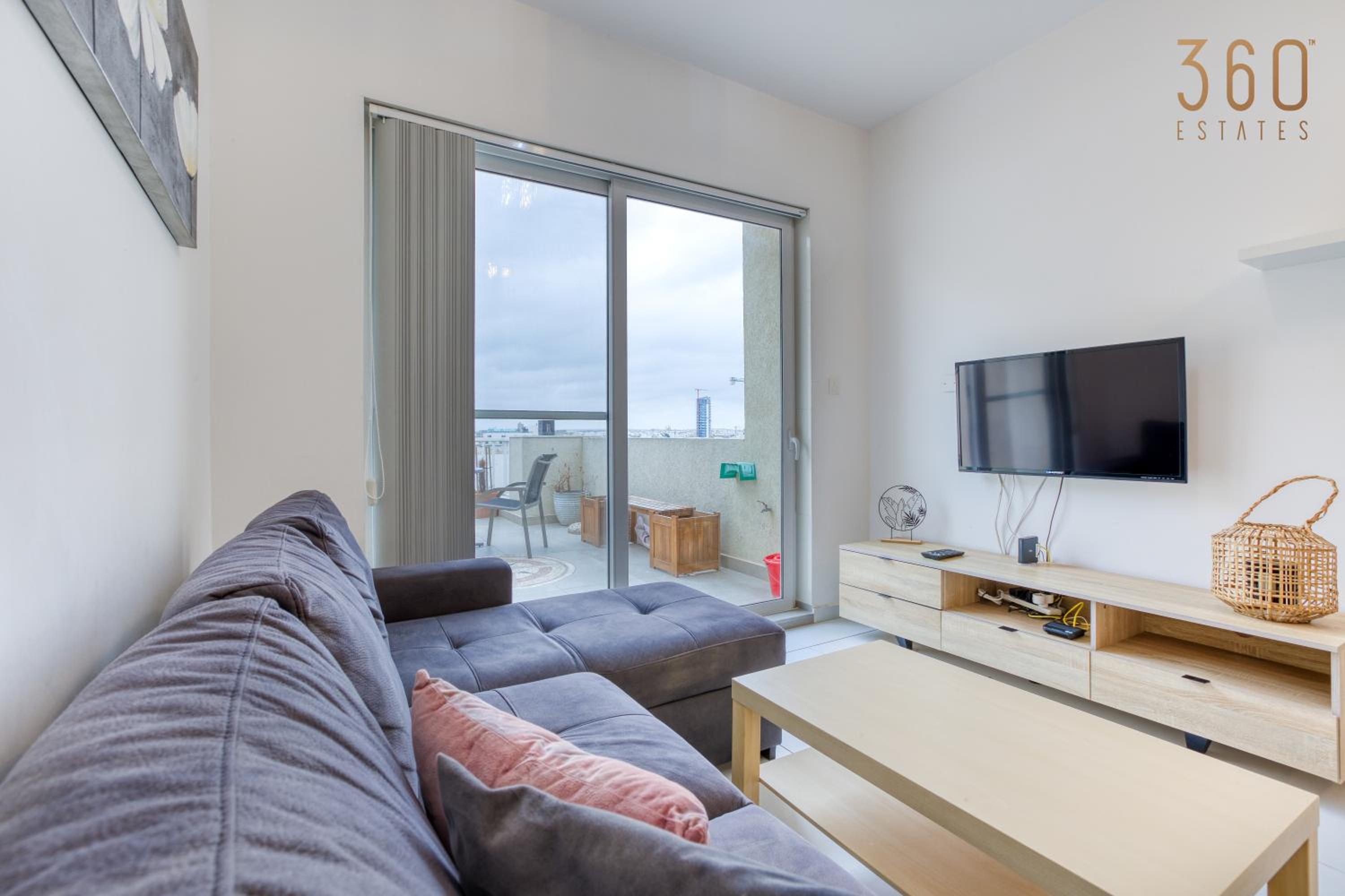 One-Bedroom Apartment