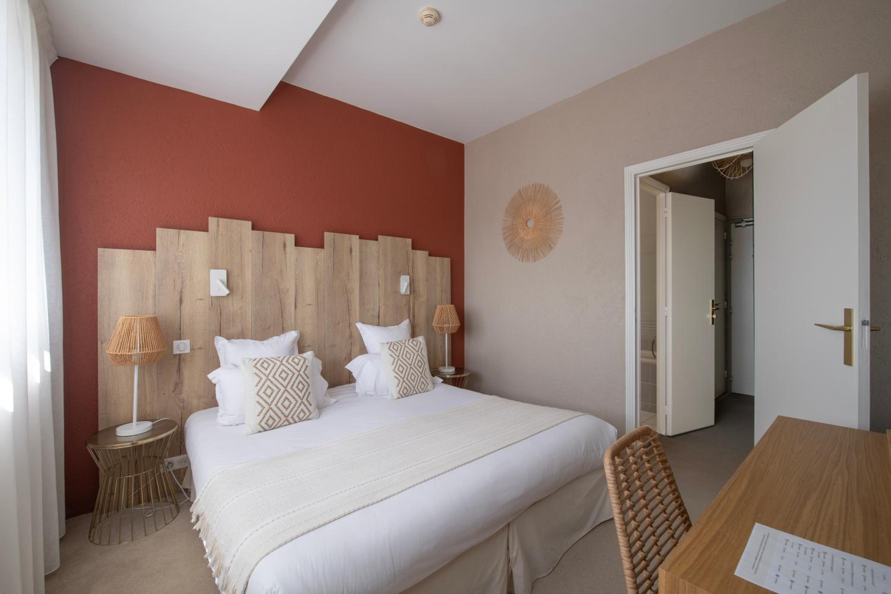 Comfort Room - Photo 7