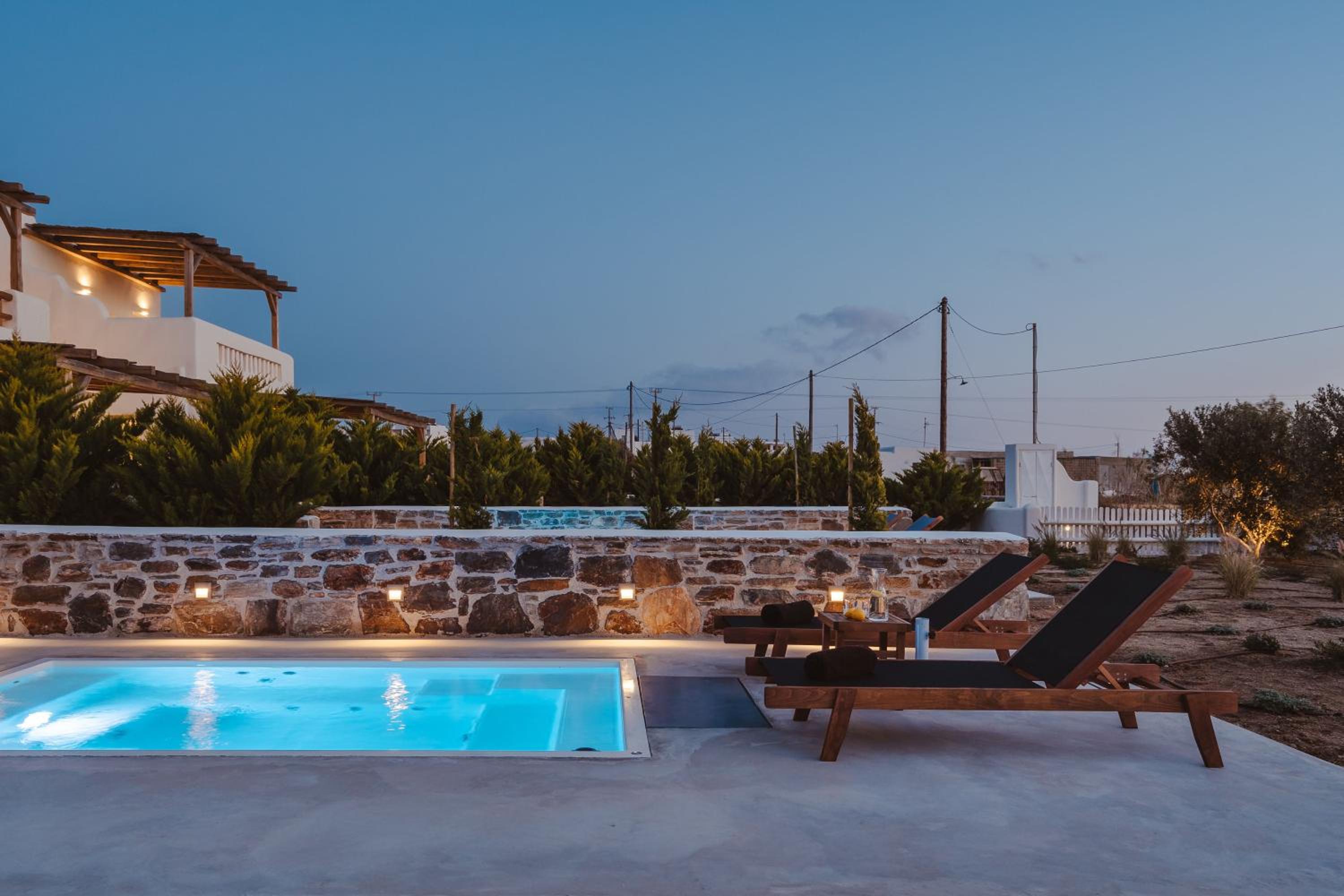 Villa with Private Pool - Photo 23