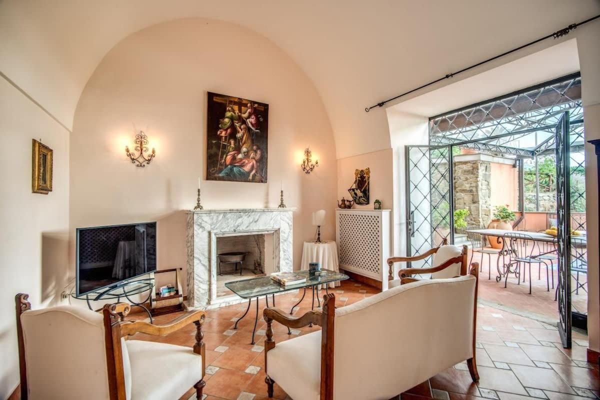 Villa with Private Pool photo 1