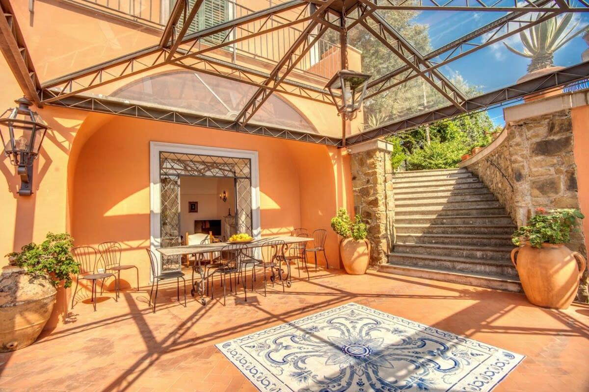Villa with Private Pool photo 2