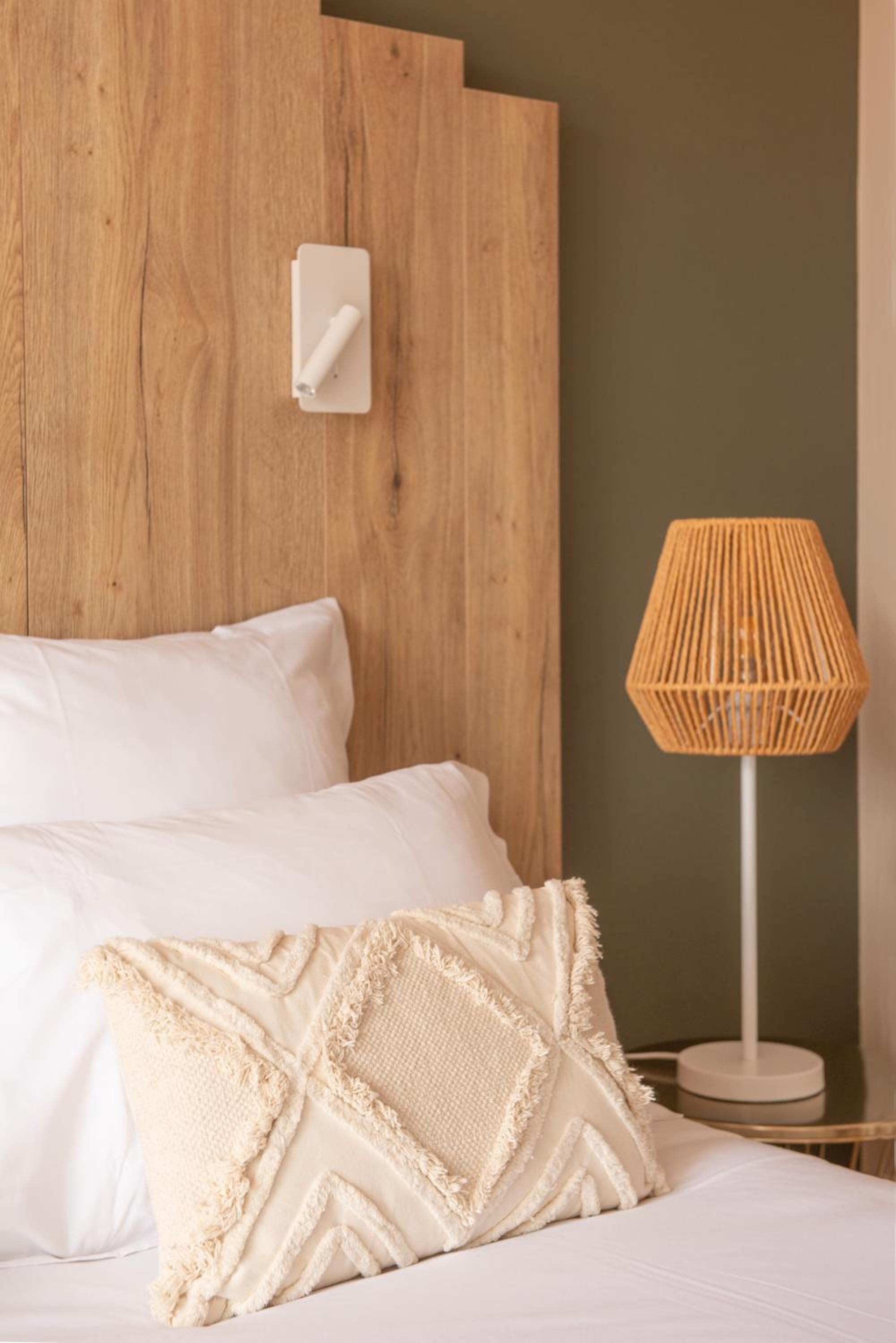 Cozy Room with Terrace - Photo 6