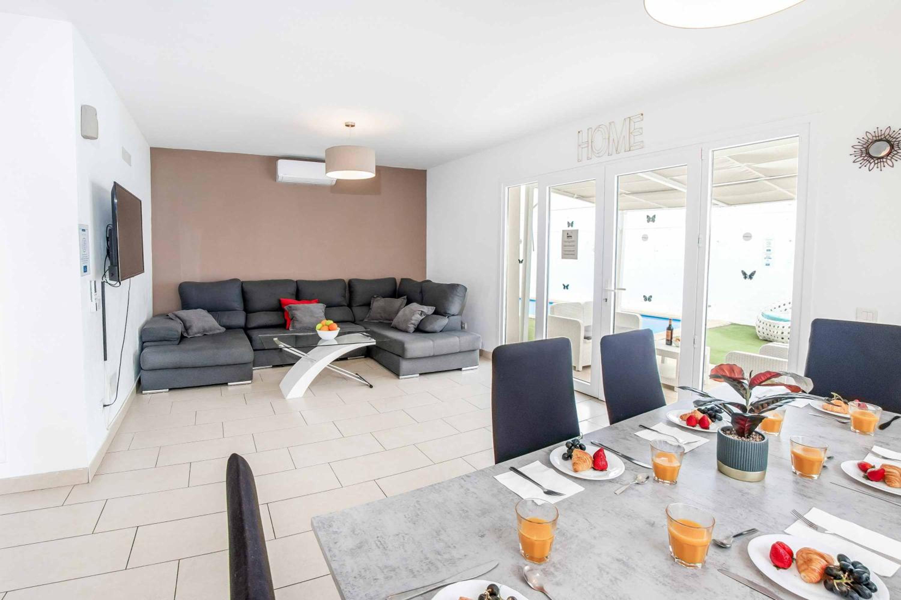 Villa de Cuatro Habitaciones