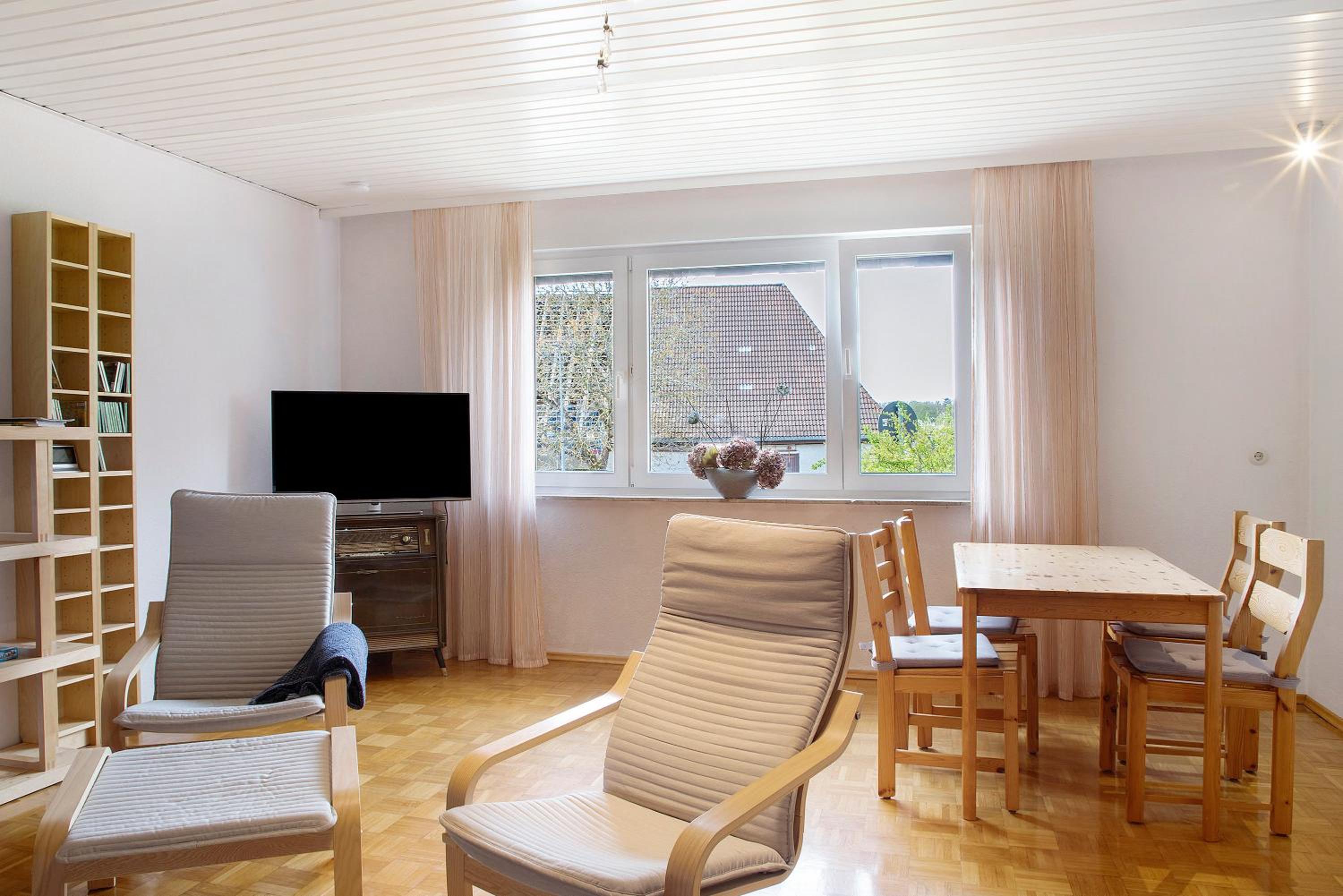 One-Bedroom House photo 1