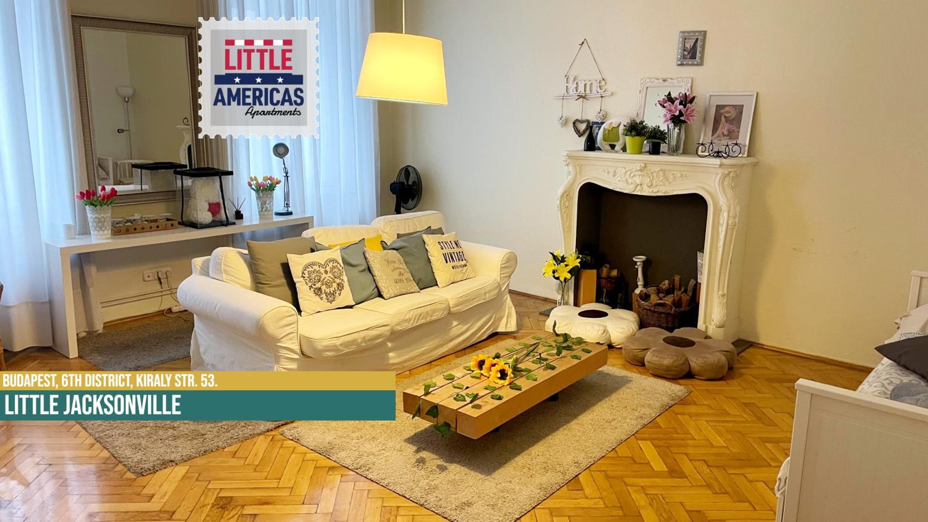Deluxe Apartment