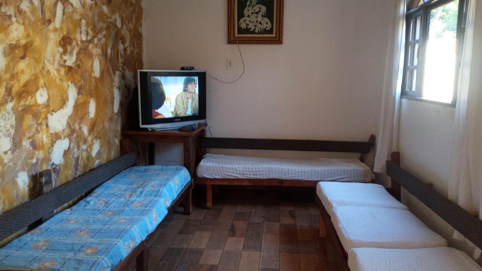 Six-Bedroom House photo 1