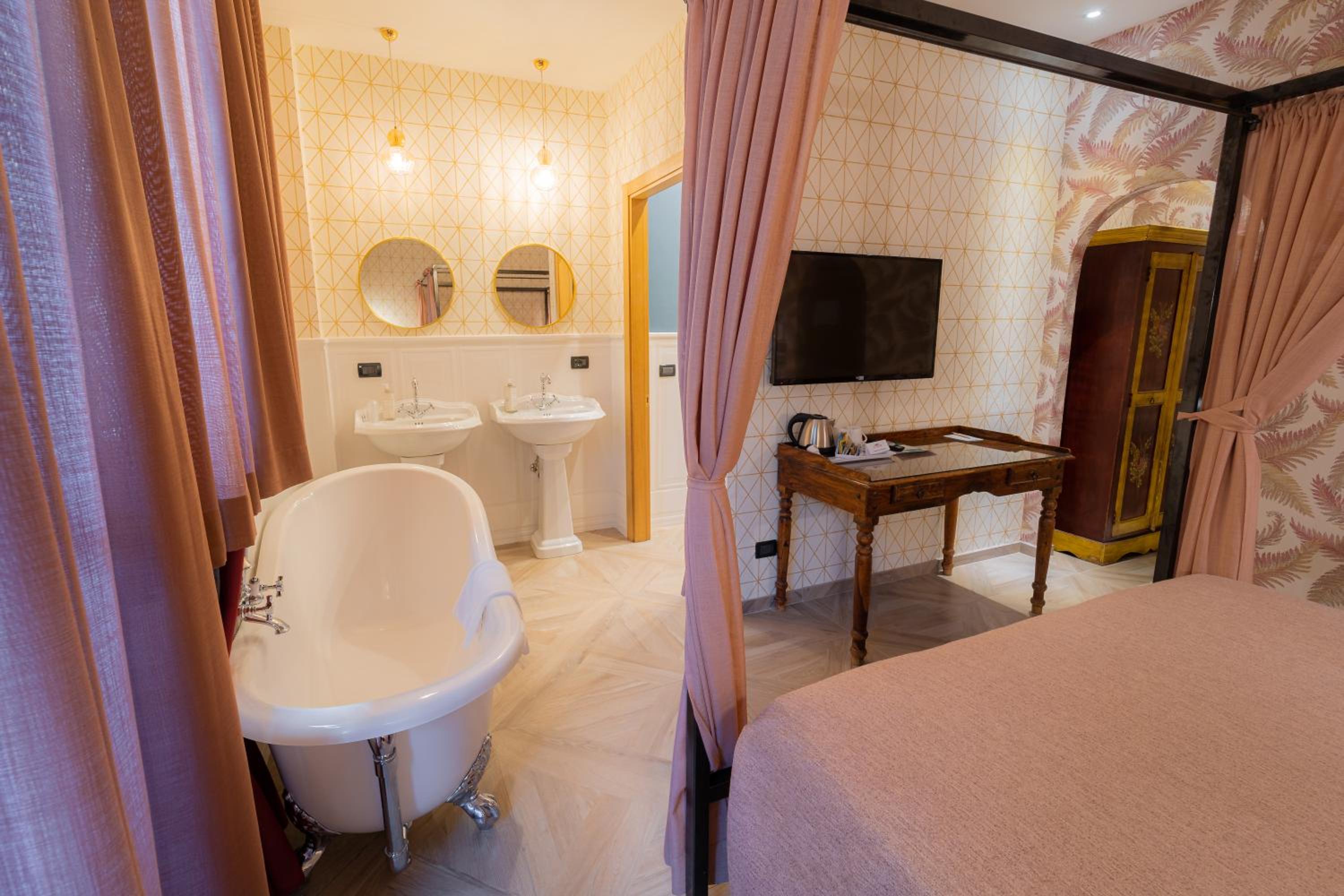 Junior Suite - Photo 3