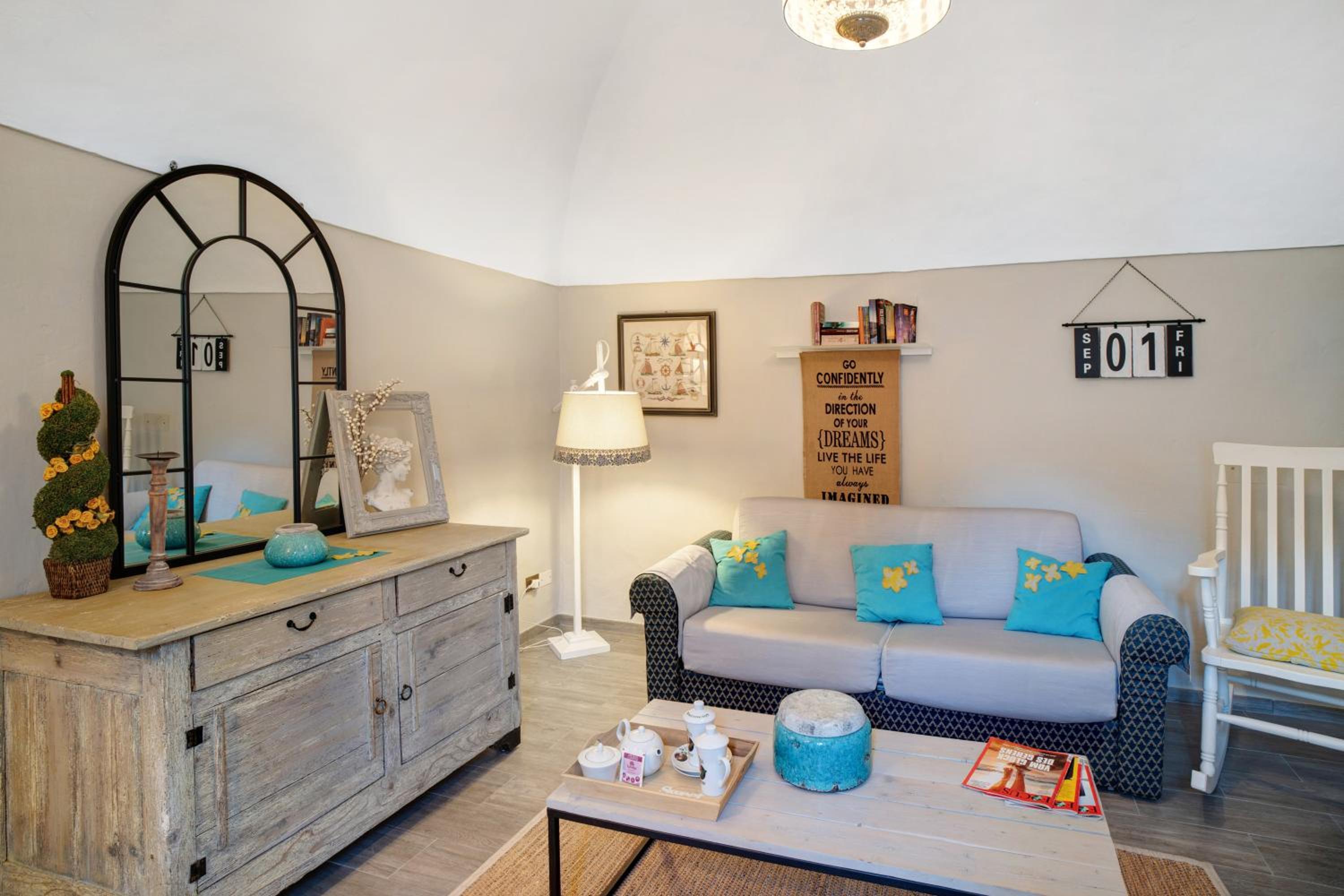 Two-Bedroom Deluxe Apartment with Ocean View photo 1
