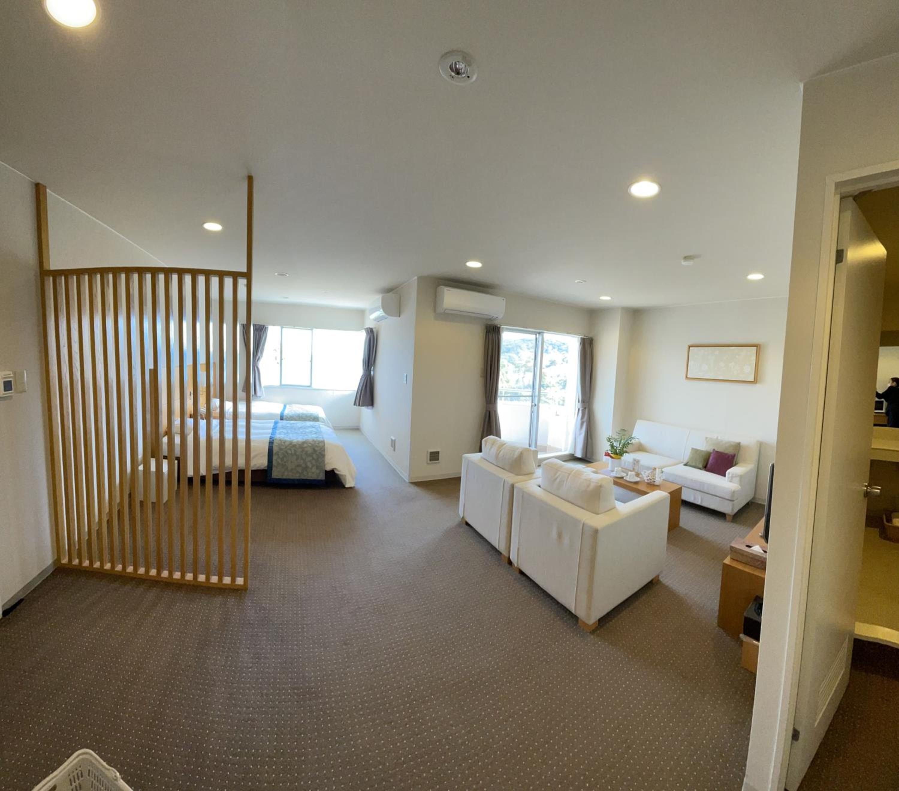 Deluxe Twin Room with Sea View